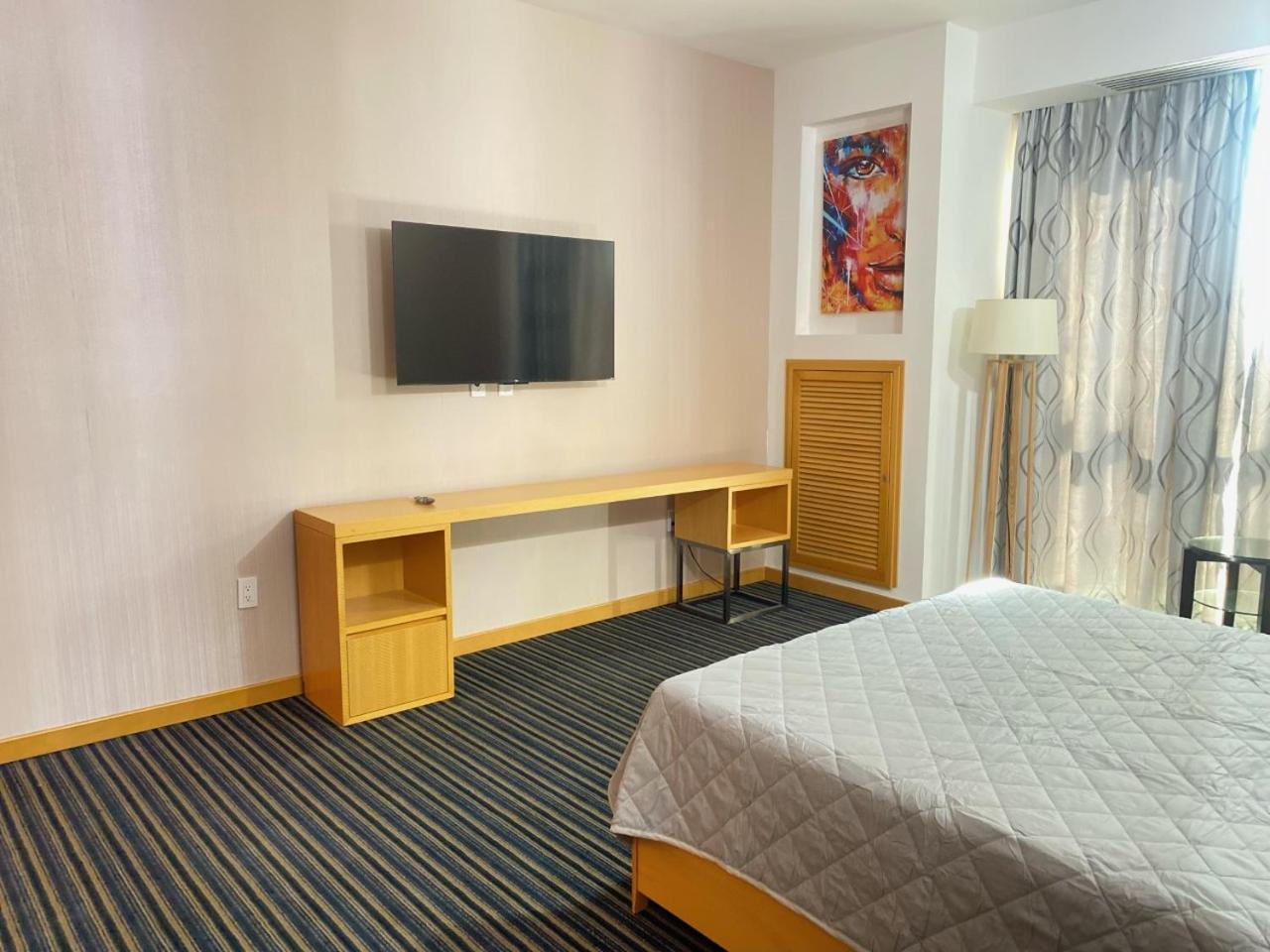 Galaxy Hotel Downtown photo 12