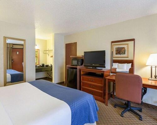GreenTree Hotel & Extended Stay I-10 FWY Houston, Channelview, Baytown photo 26