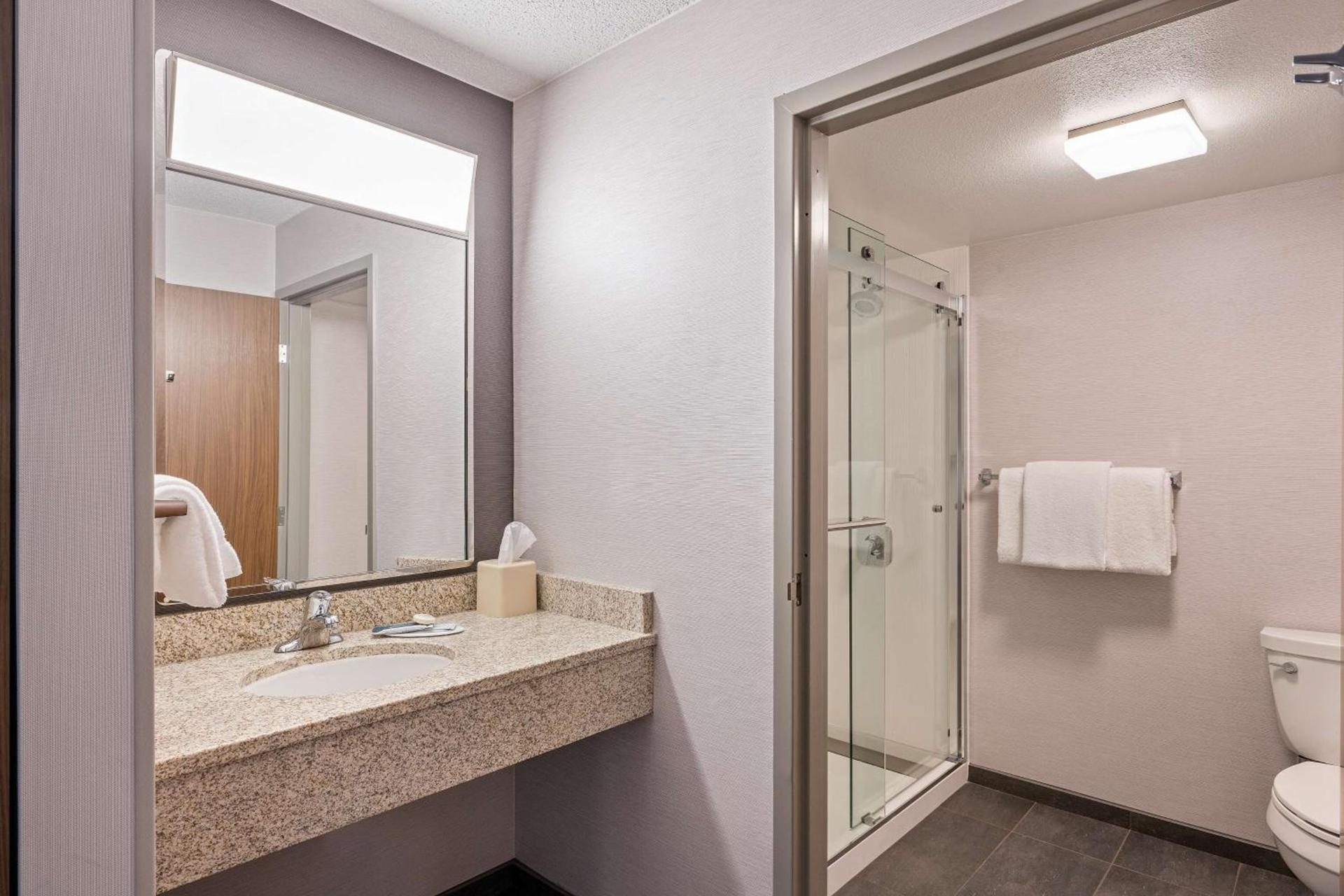 Sonesta Select Pleasant Hill photo 10