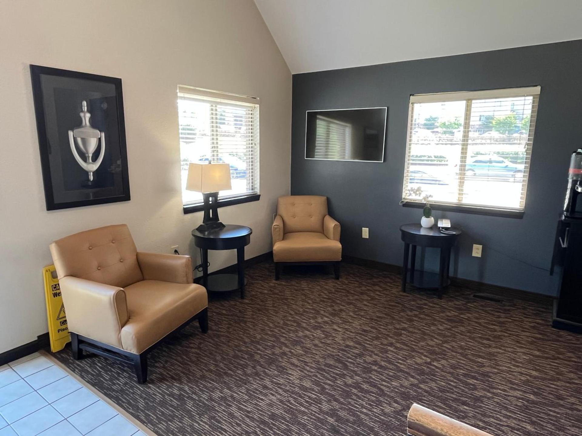 HomeStay Suites photo 3
