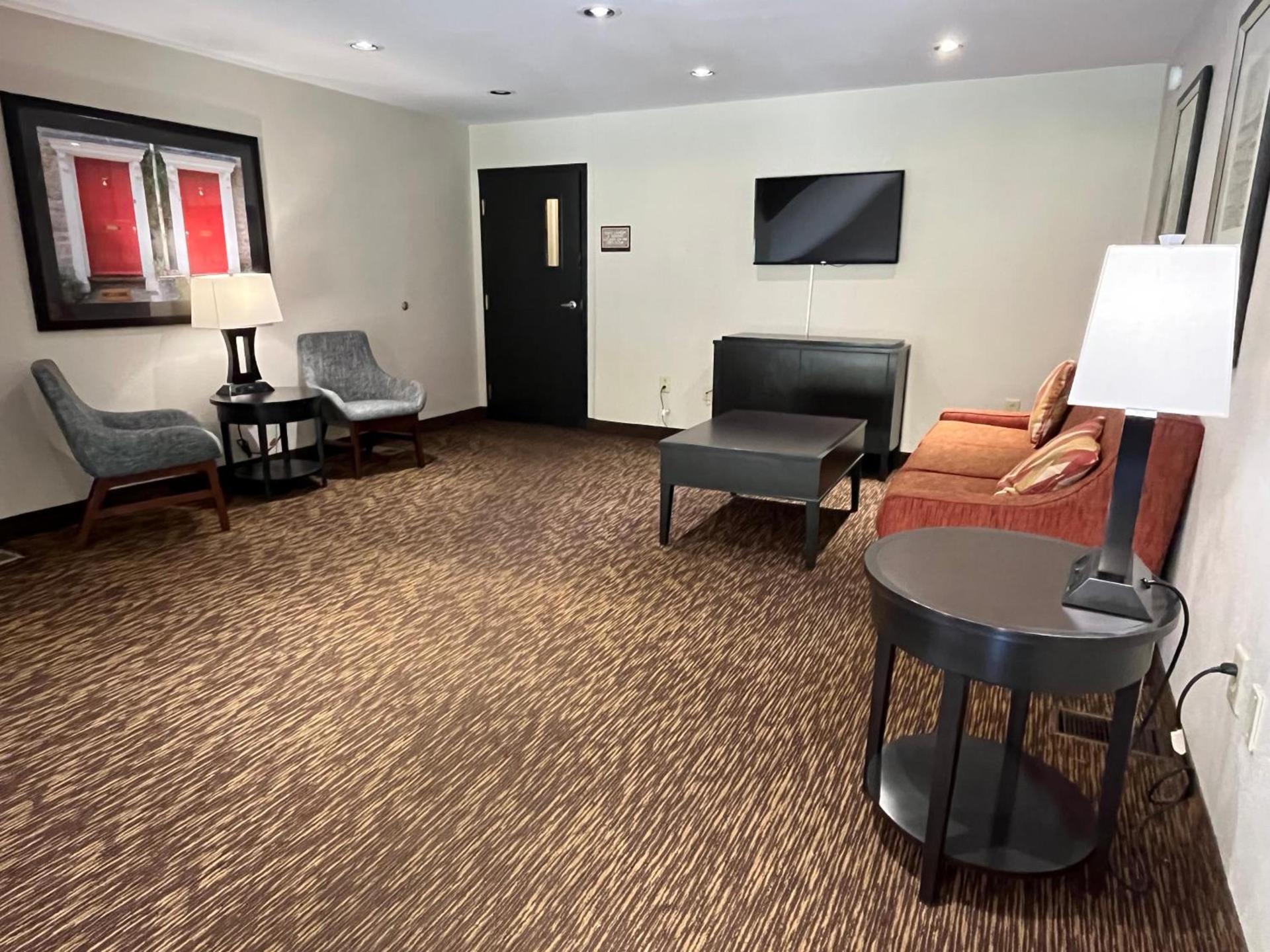 HomeStay Suites photo 14