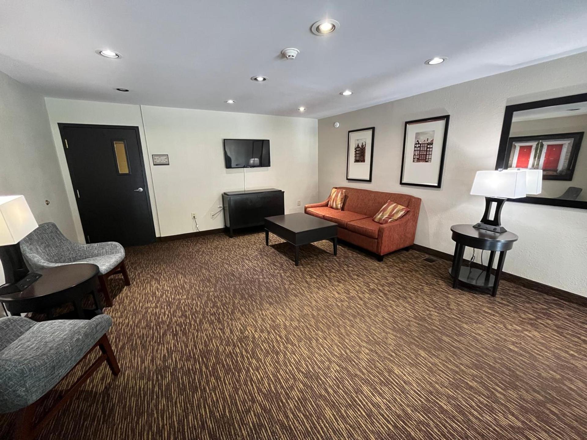 HomeStay Suites photo 10