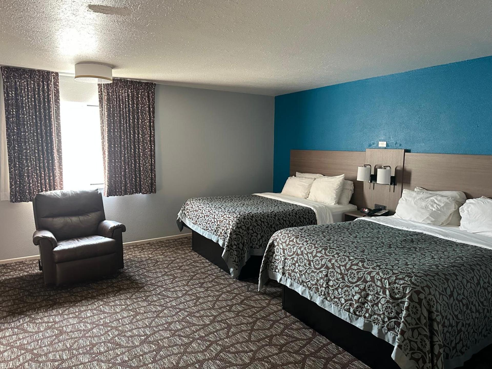 Baymont by Wyndham Manistee photo 20