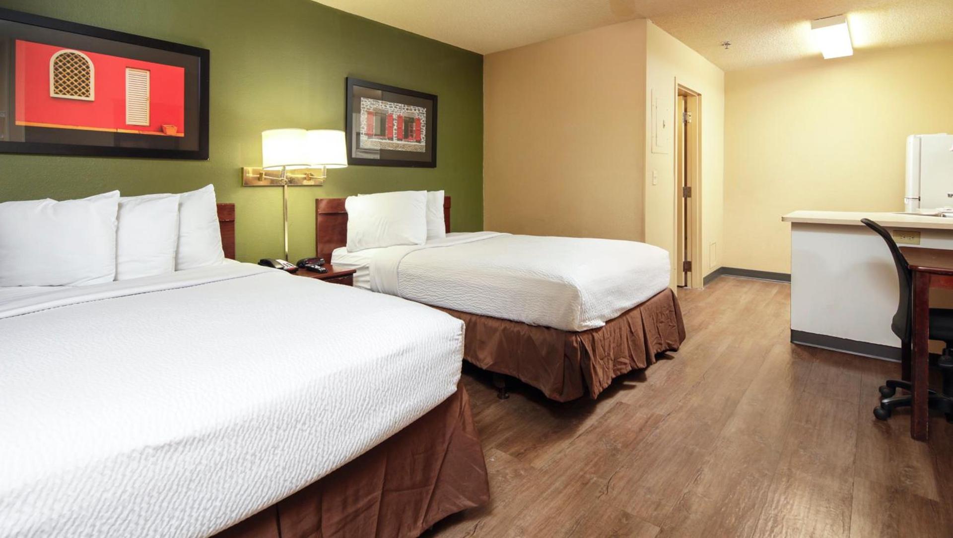 Home 1 Suites Extended Stay photo 8