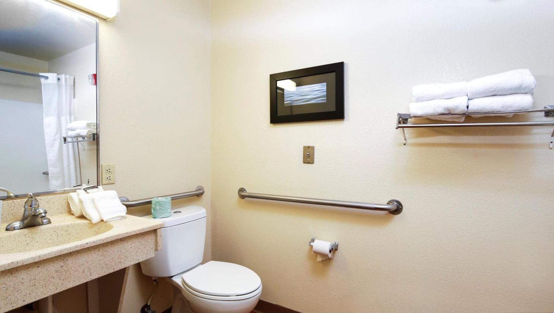 Home 1 Suites Extended Stay photo 23