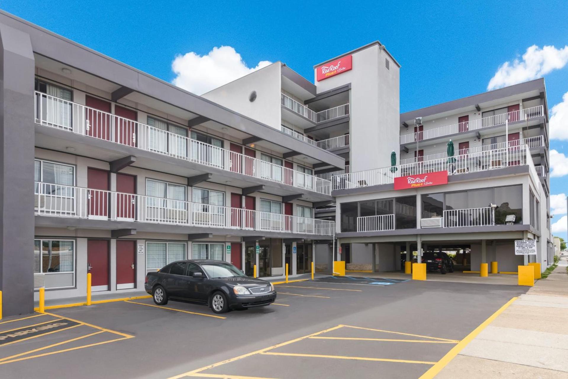 Red Roof Inn PLUS & Suites Virginia Beach - Seaside — hotel in Virginia Beach