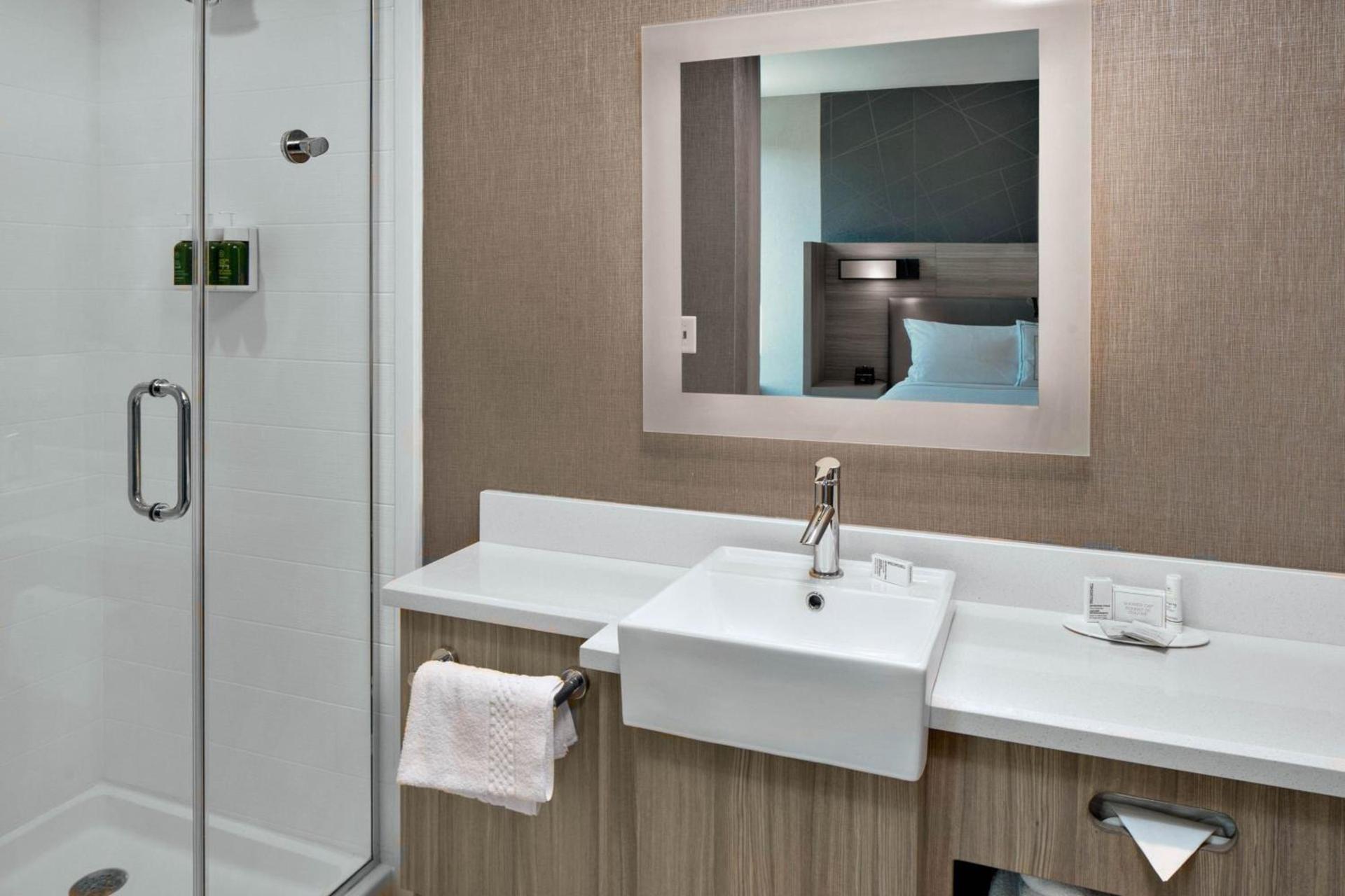 SpringHill Suites Hilton Head Island photo 15