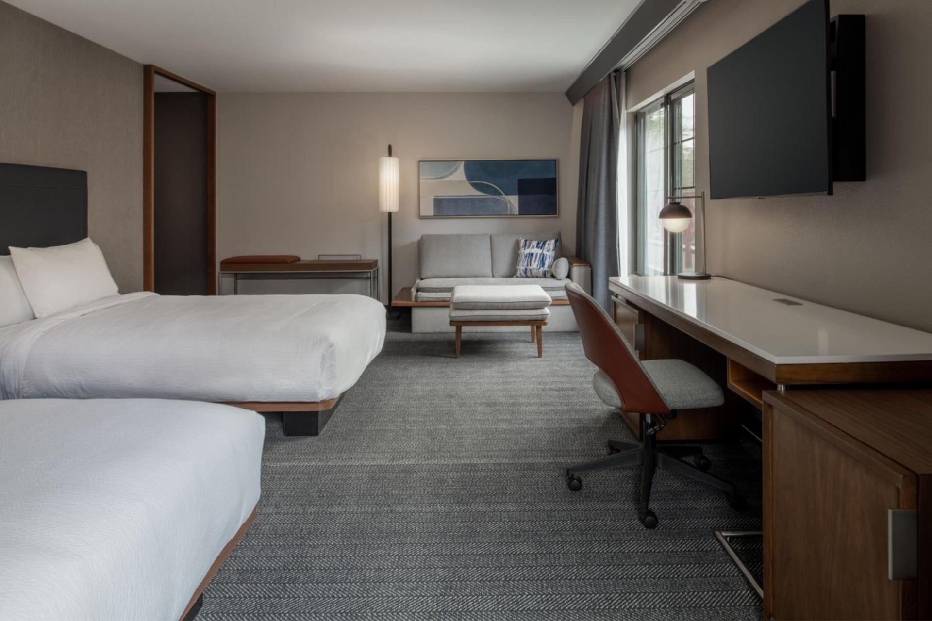 Courtyard by Marriott Olympia photo 26