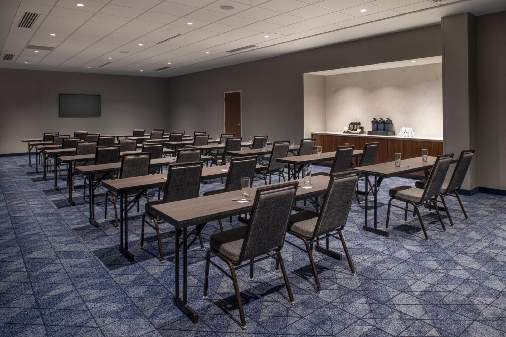 Courtyard by Marriott Olympia photo 41