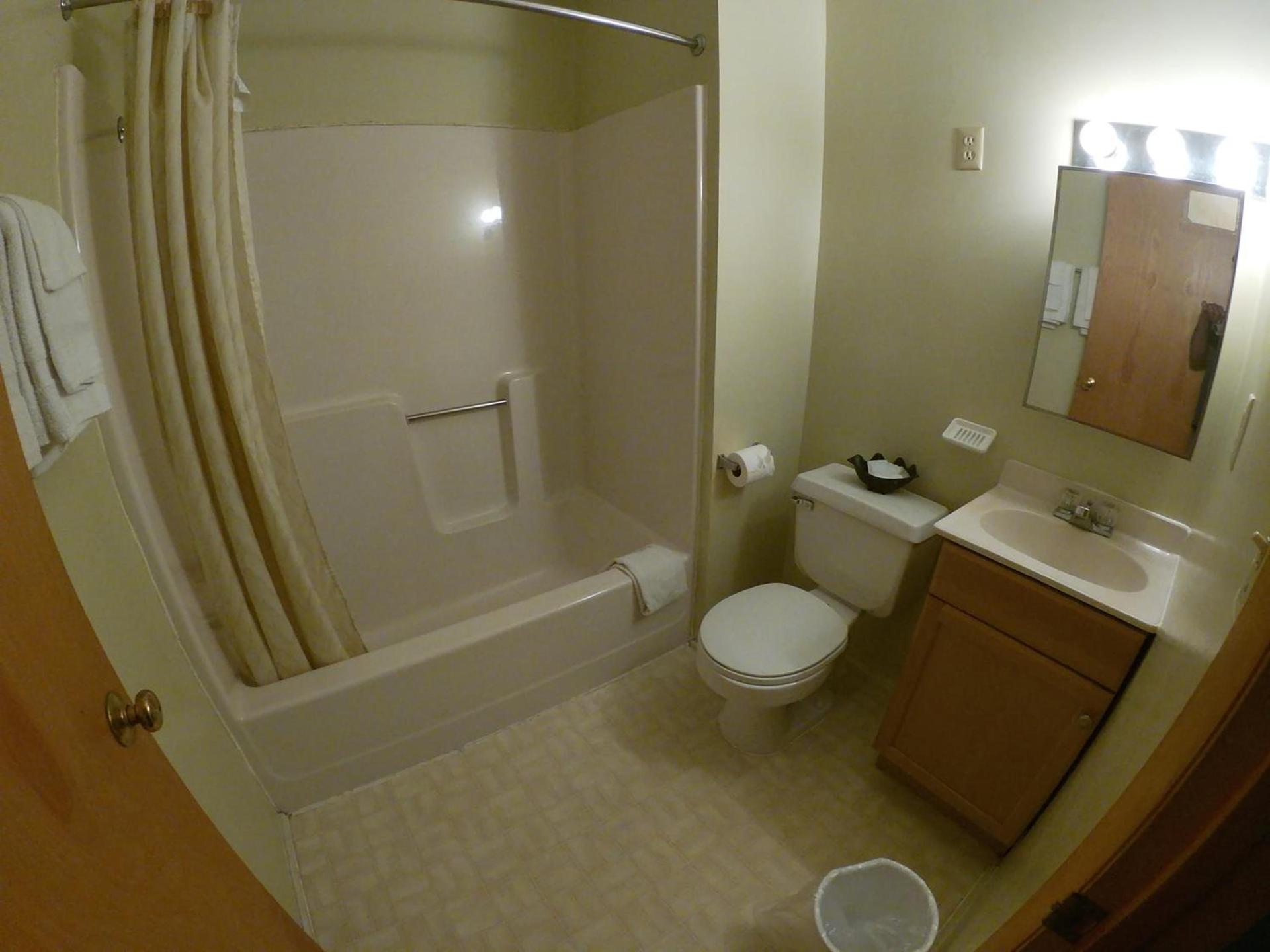 Budget Inn Clearfield PA photo 21