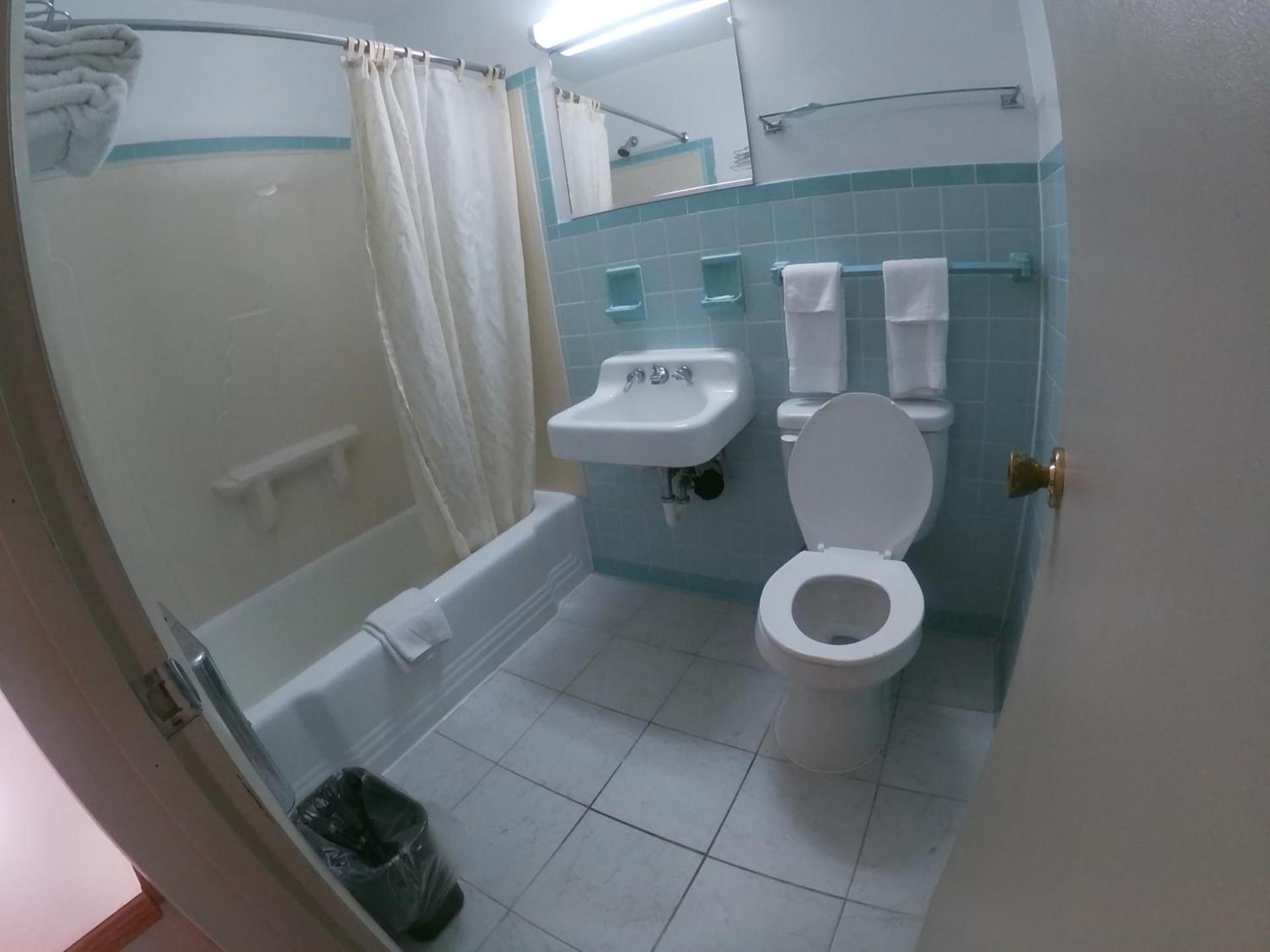 Budget Inn Clearfield PA photo 24