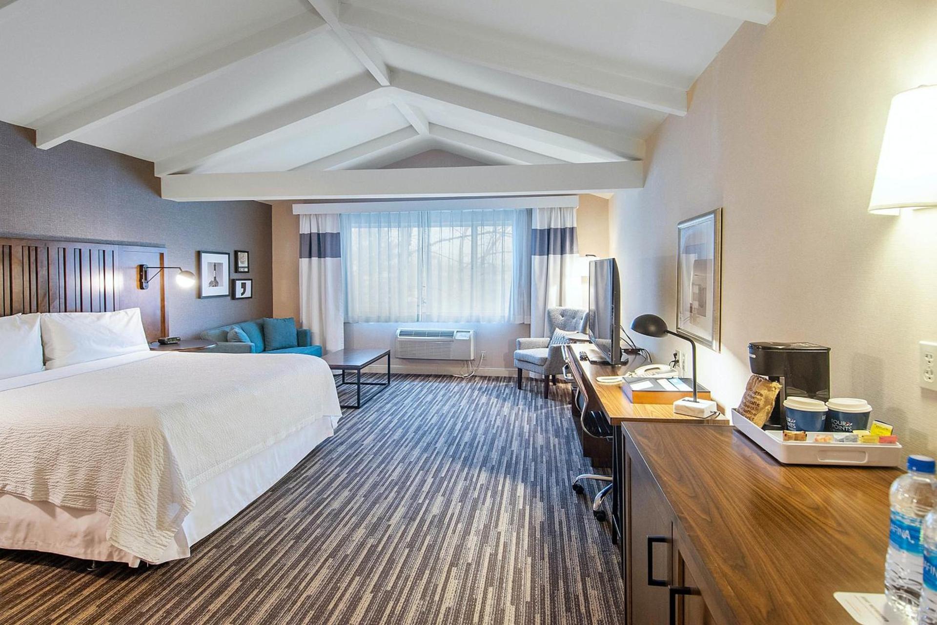 Best Western Premier Plainview-Long Island Hotel photo 3