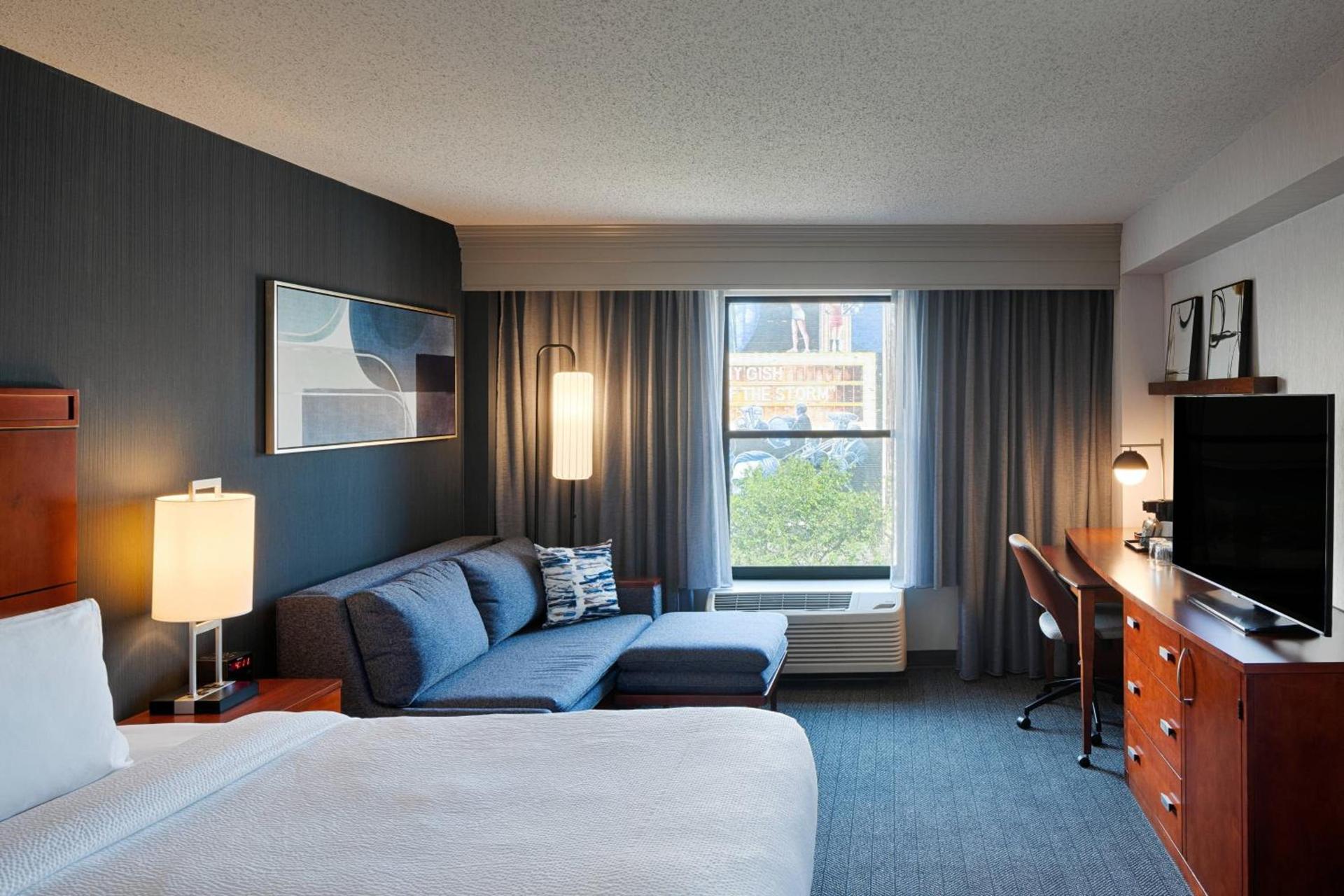 Courtyard by Marriott Springfield Downtown photo 10