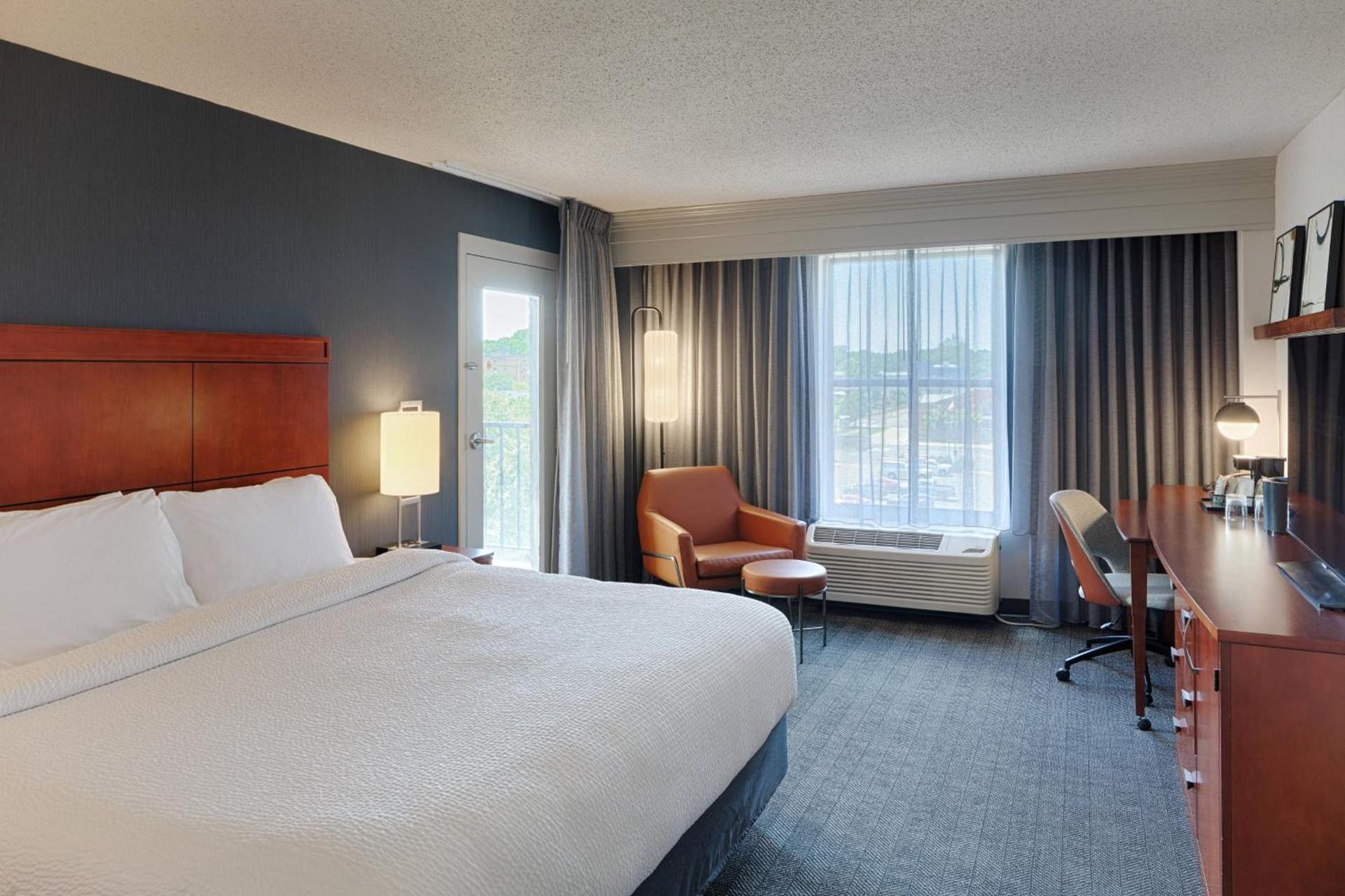 Courtyard by Marriott Springfield Downtown photo 9