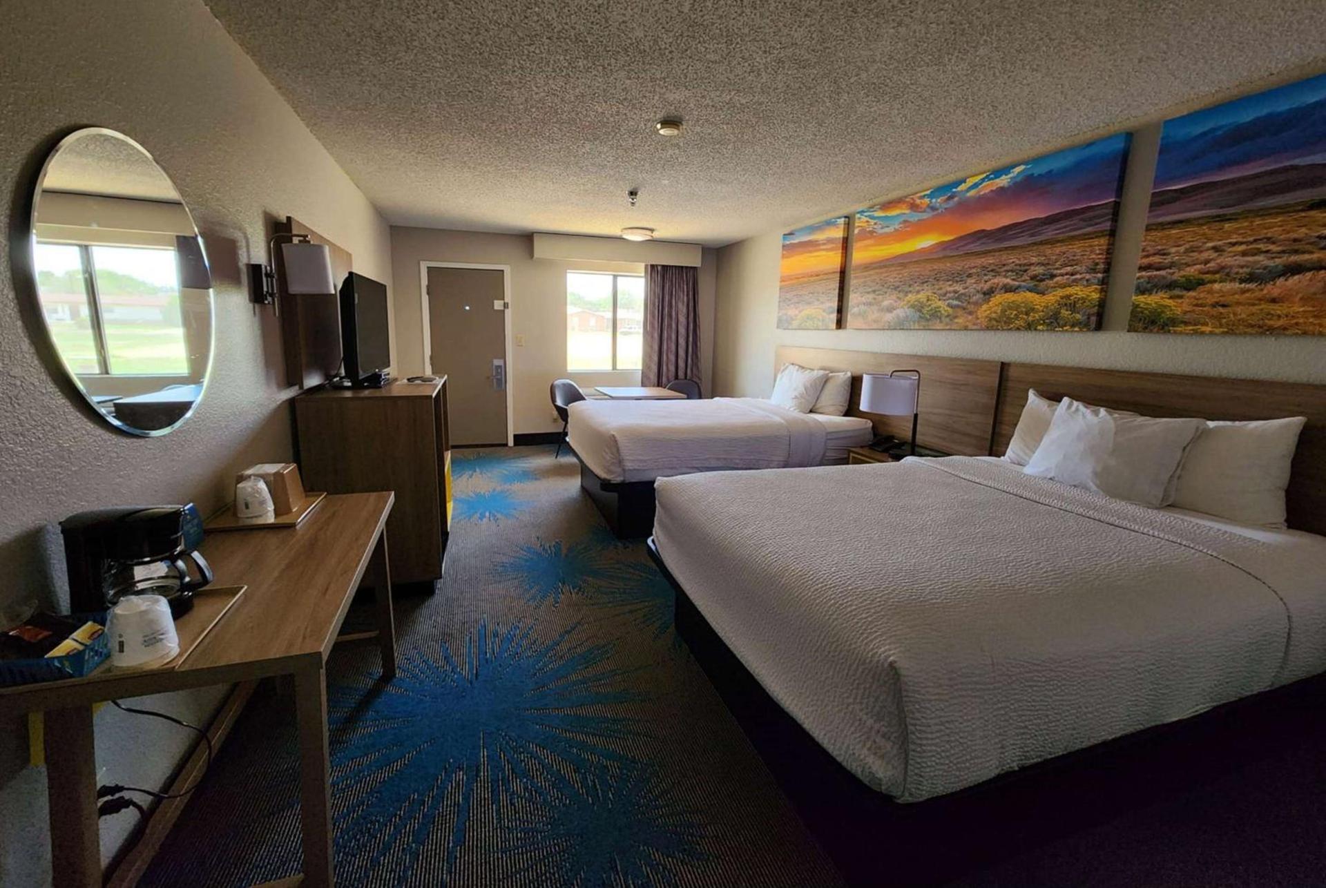Days Inn by Wyndham Tucumcari photo 19