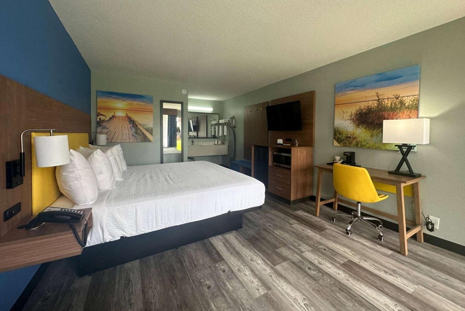 Days Inn & Suites by Wyndham Jennings photo 12