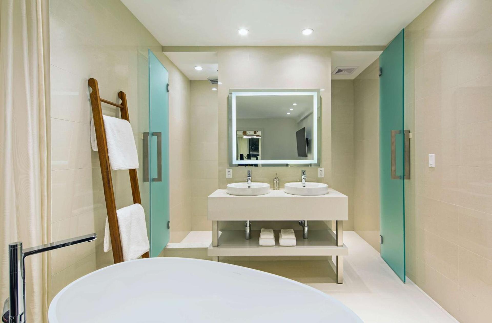 Dream Midtown, by Hyatt photo 38