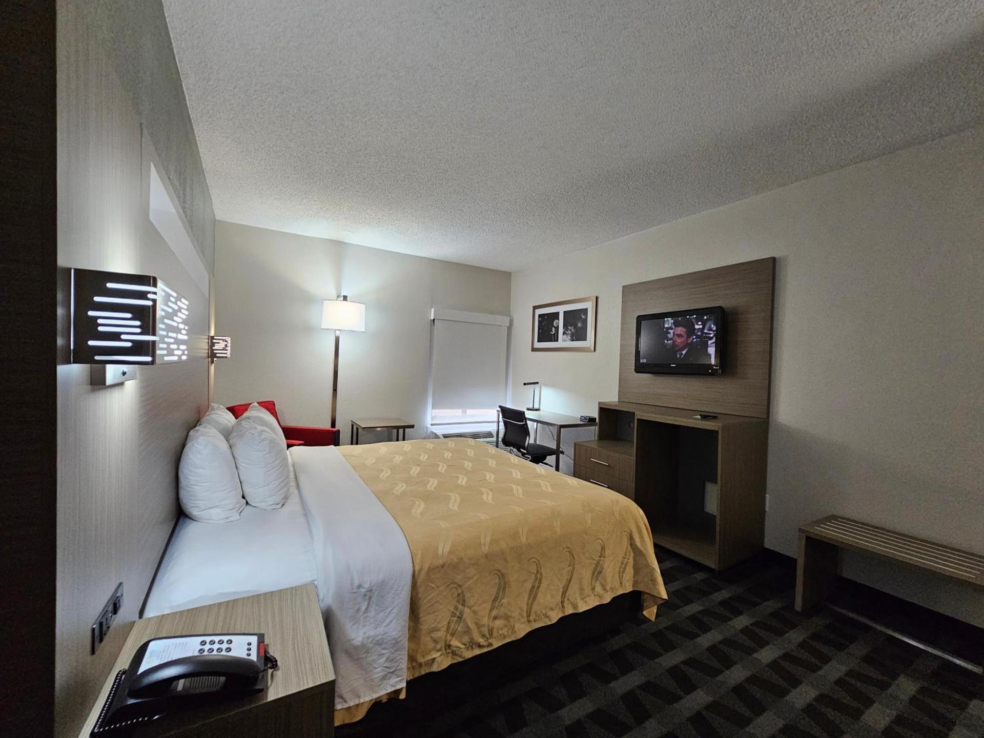 Quality Inn & Suites Irving DFW Airport South photo 73