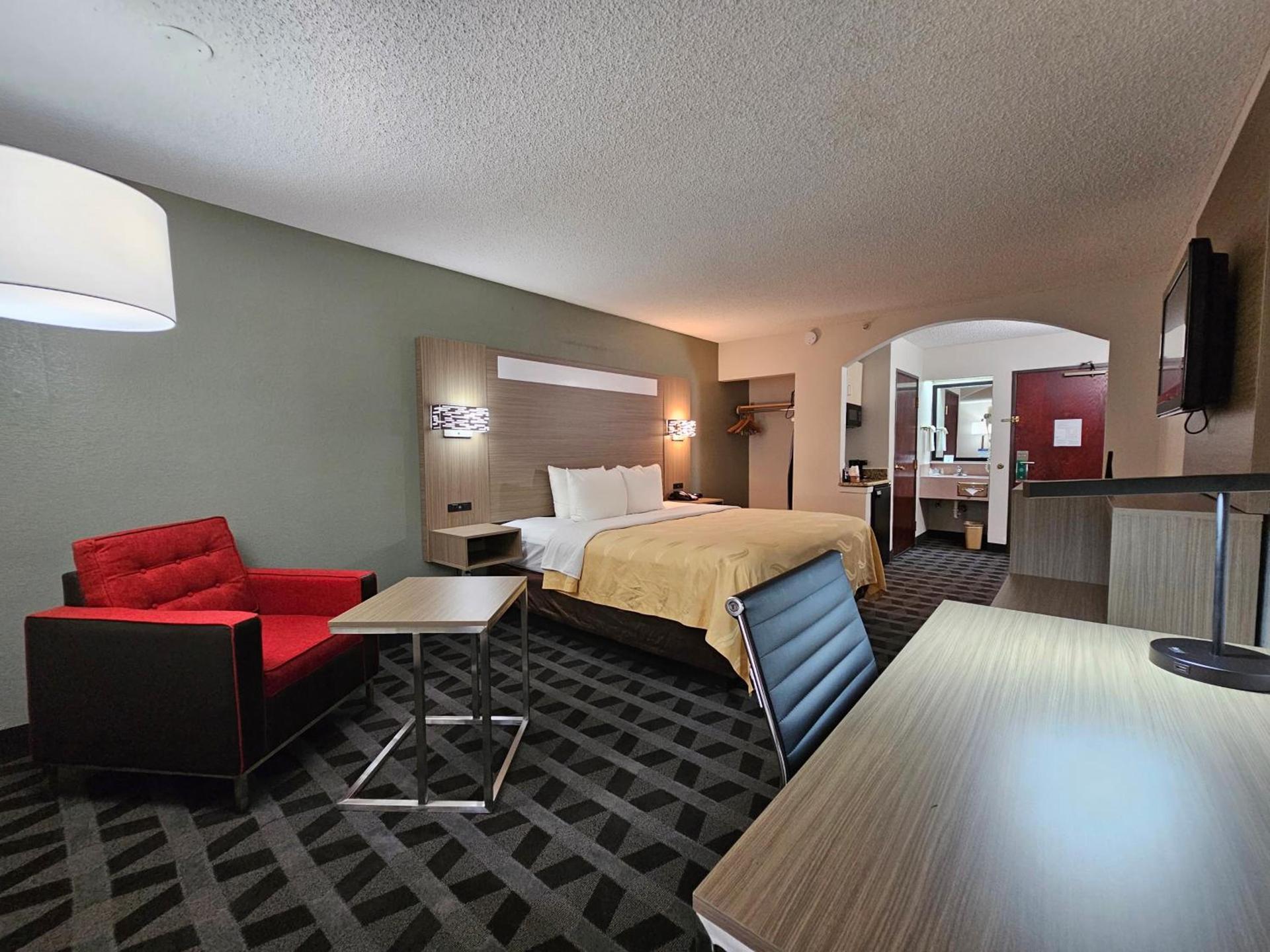 Quality Inn & Suites Irving DFW Airport South photo 72