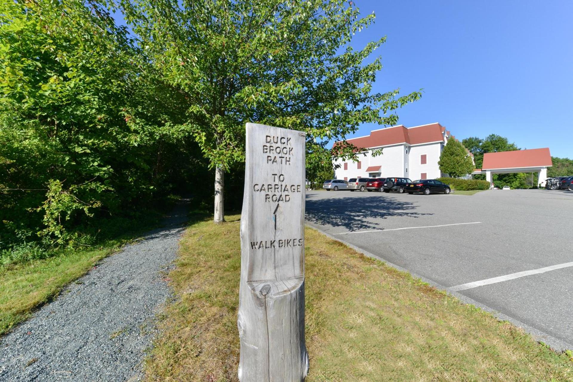 Acadia Inn photo 28