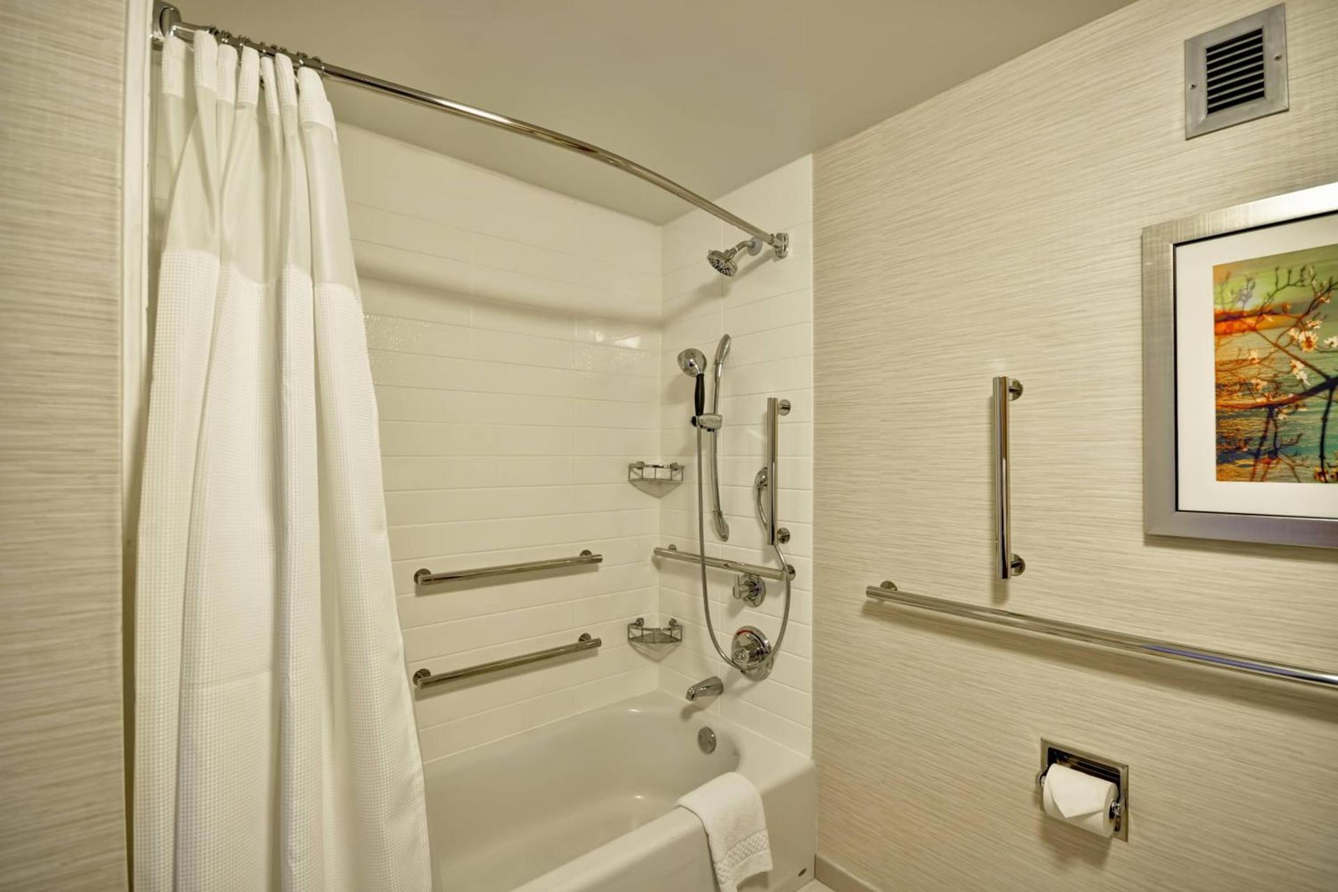 Fairfield Inn & Suites by Marriott Atlanta Vinings/Galleria photo 13
