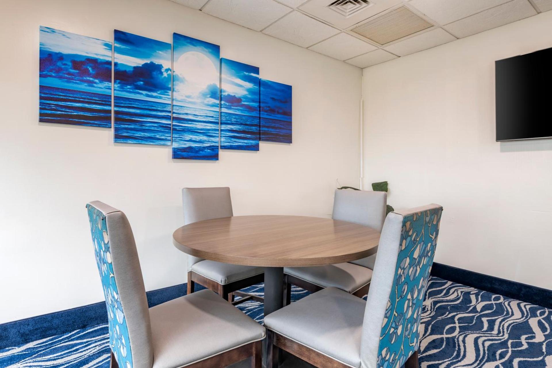 Tropical Winds Resort Hotel photo 27