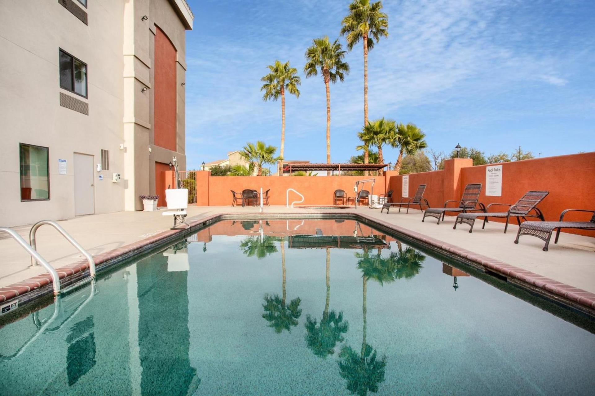 Holiday Inn Express & Suites Tucson North - Marana, by IHG photo 3