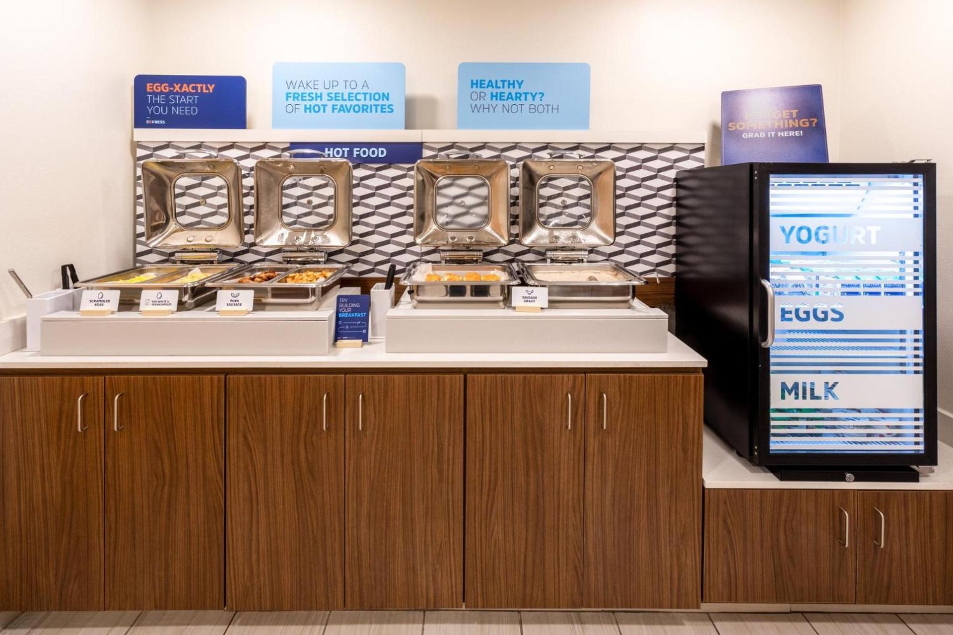 Holiday Inn Express & Suites Tucson North - Marana, by IHG photo 4