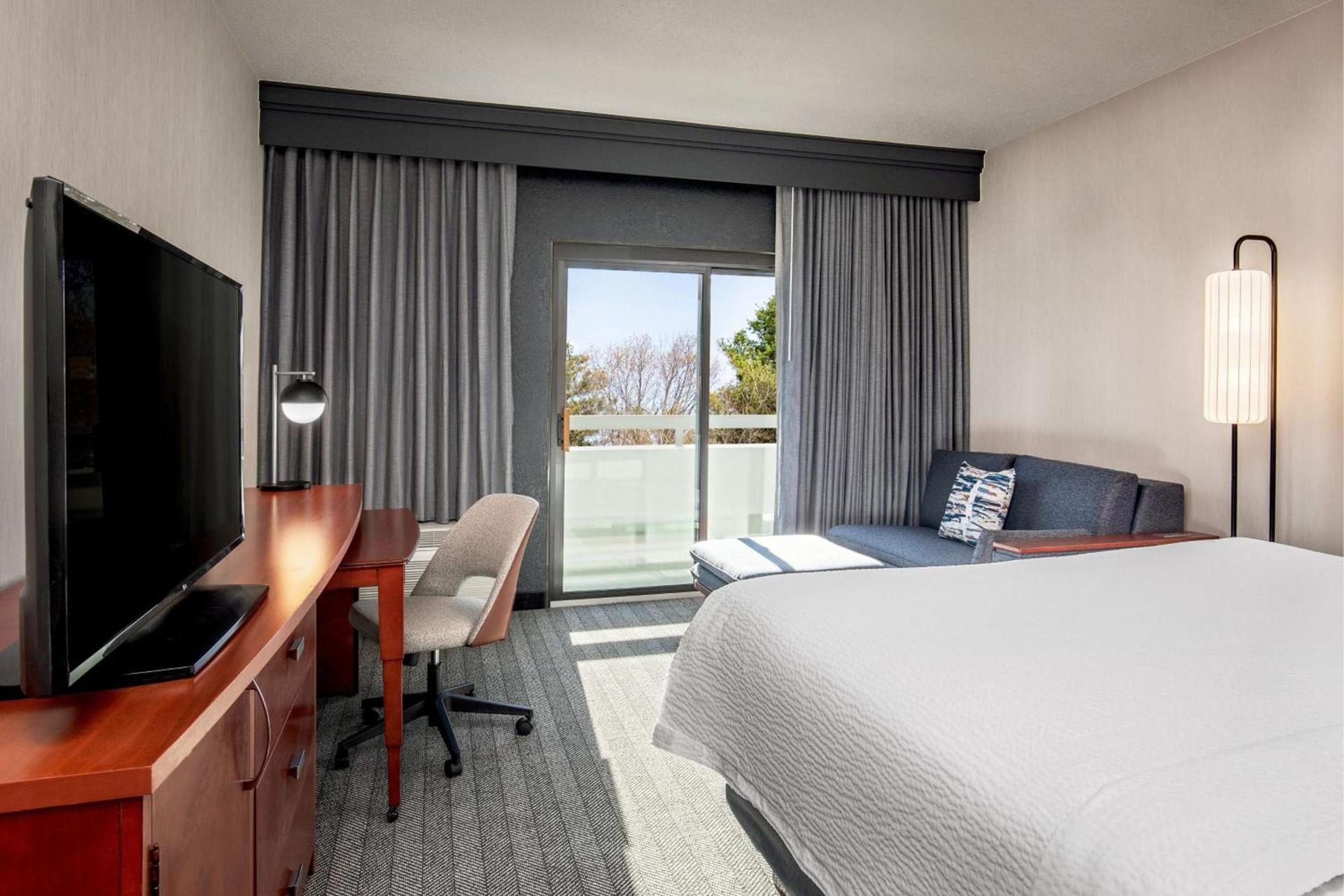 Courtyard by Marriott Boston Andover photo 7