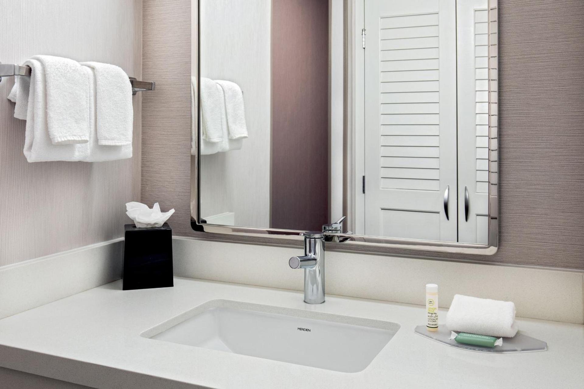 Courtyard by Marriott Boston Andover photo 17