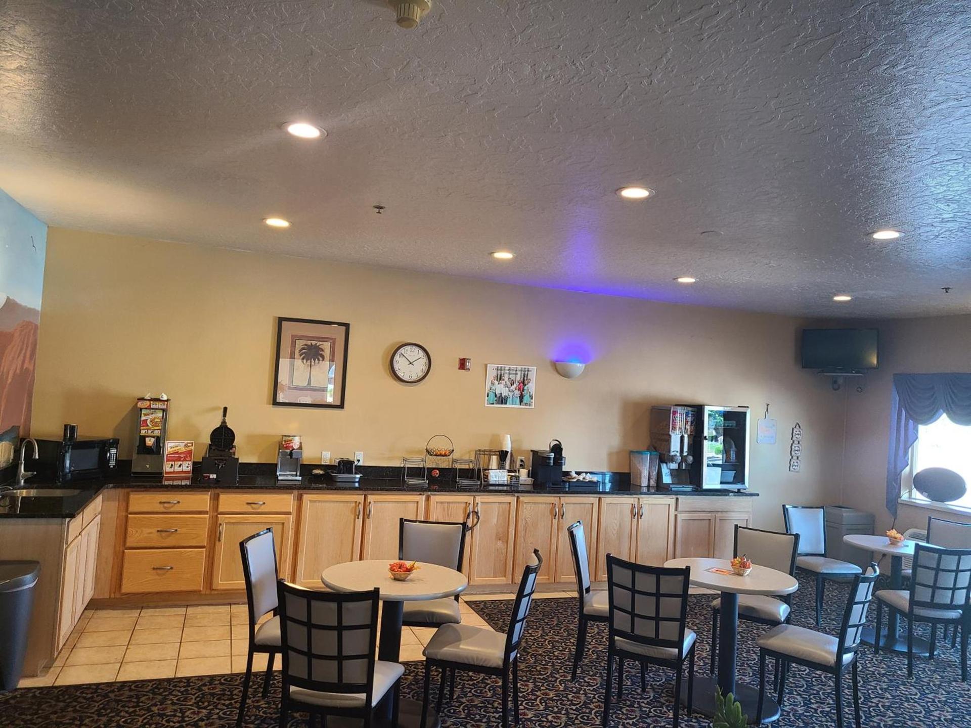 Horizon Hotel photo 14