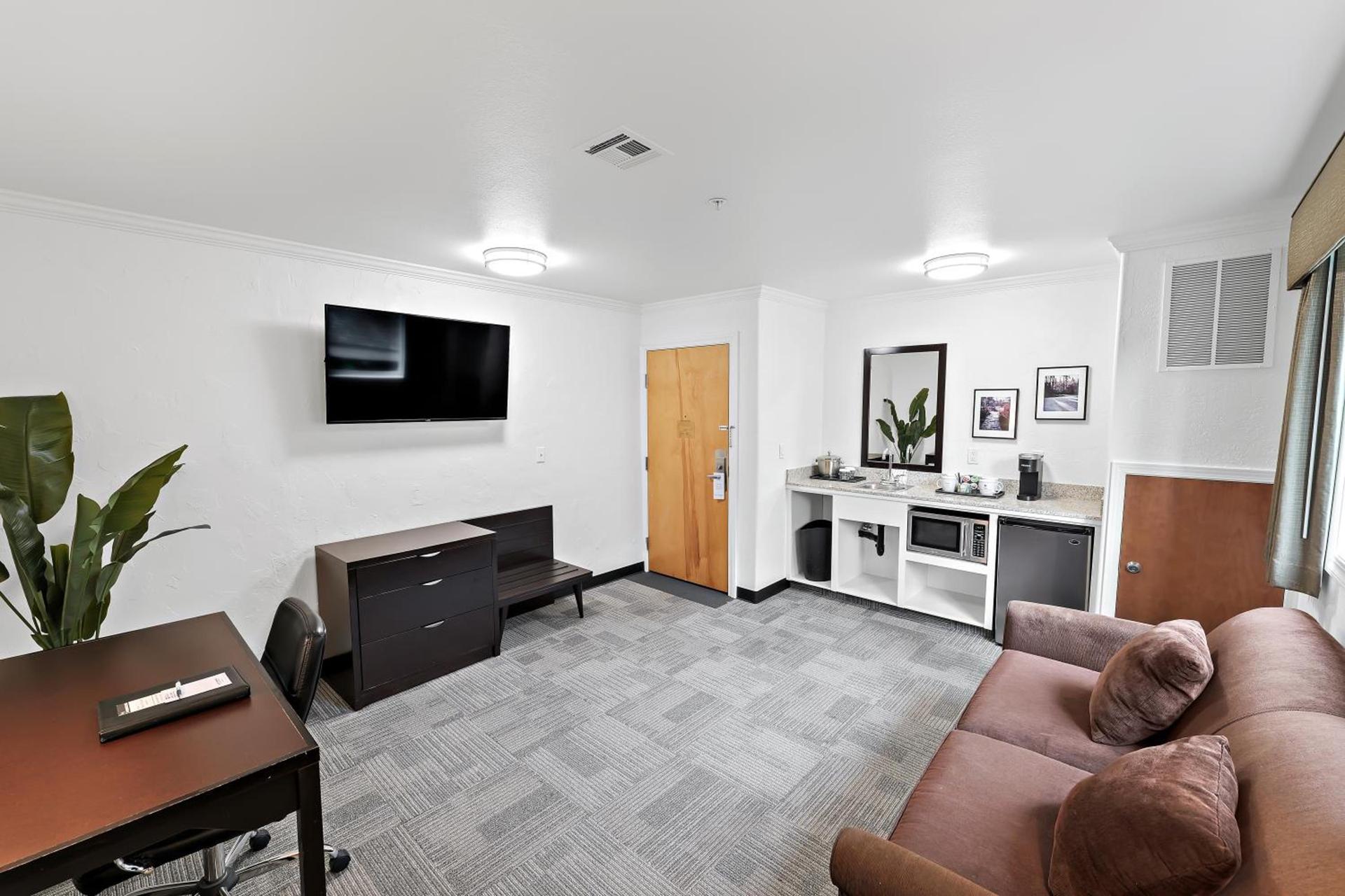 Best Western Wesley Inn & Suites photo 38