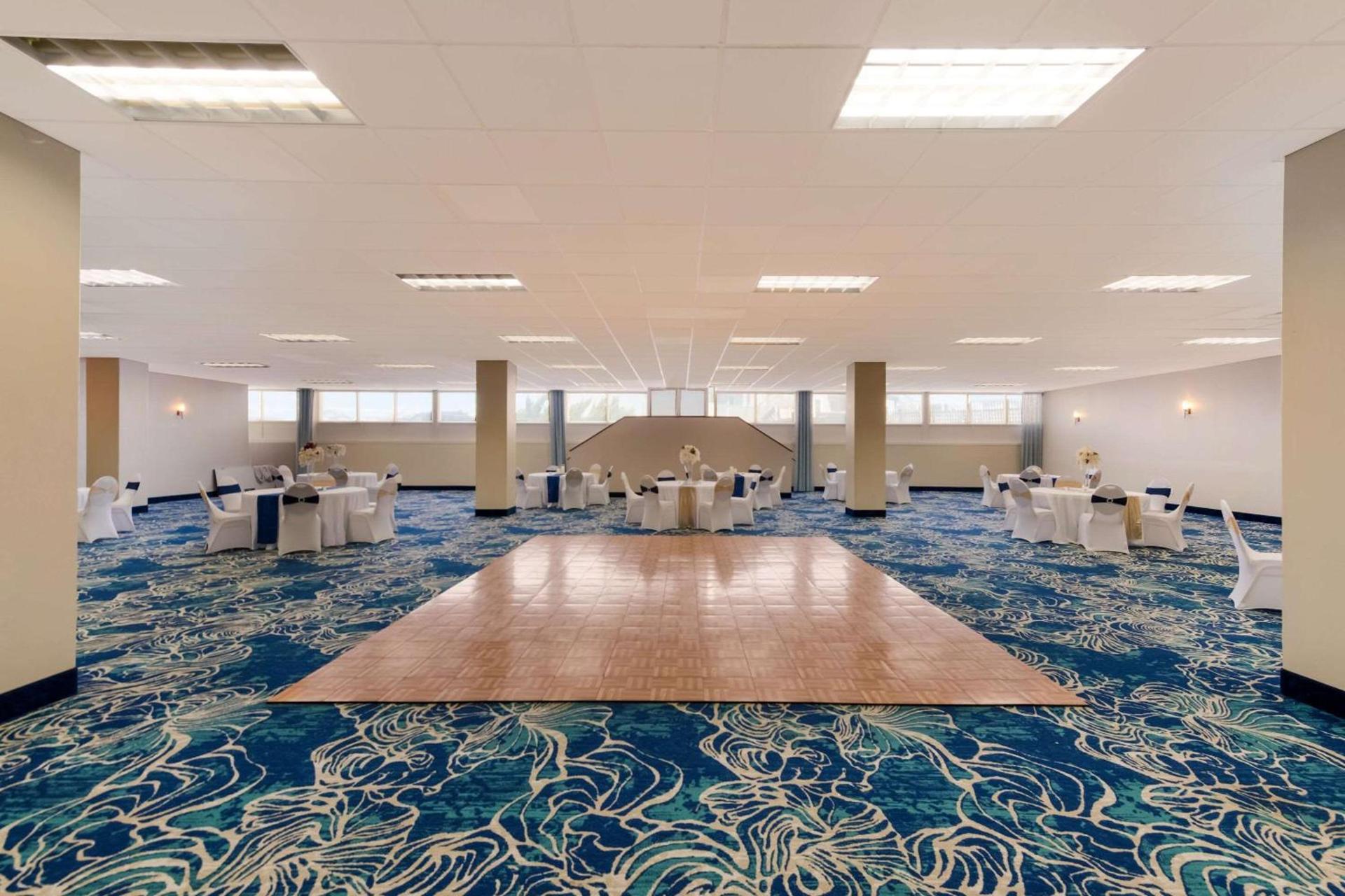 Comfort Inn South Oceanfront photo 51