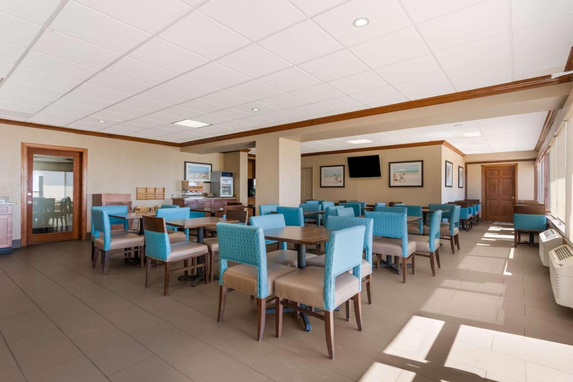 Comfort Inn South Oceanfront photo 58