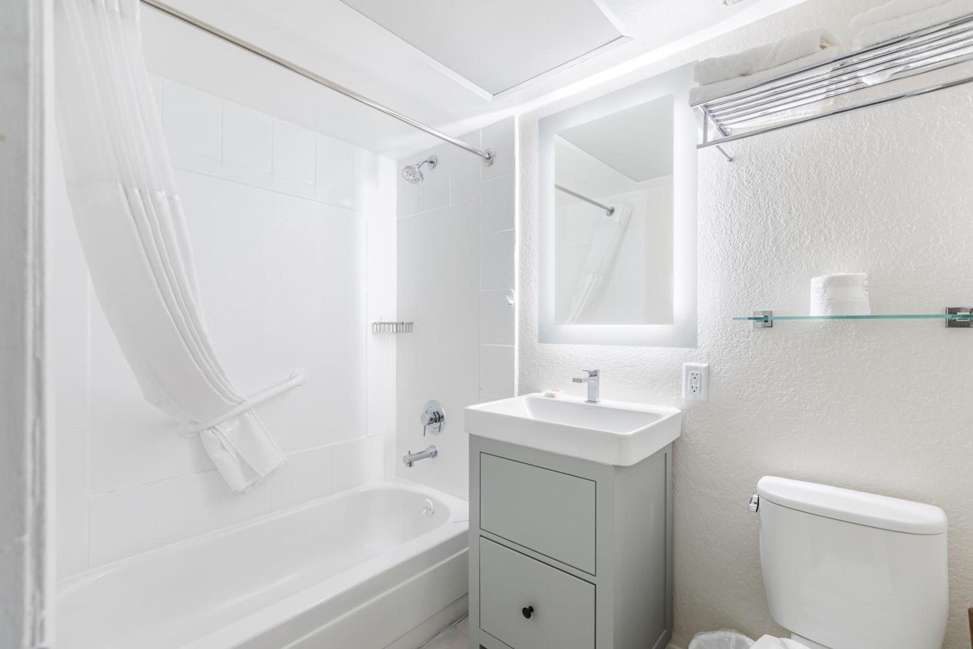 Grand Shores West photo 50