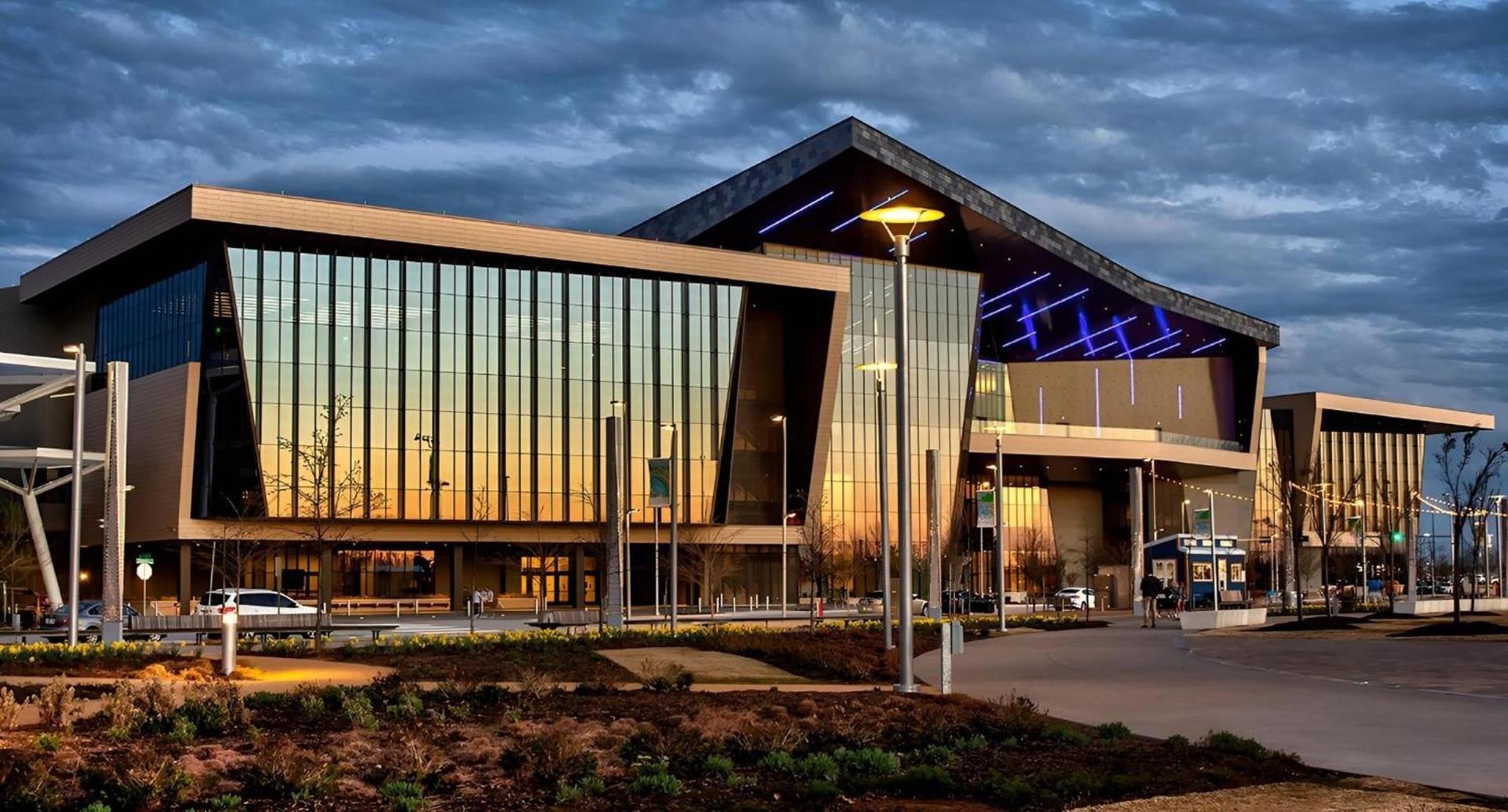 Holiday Inn Express & Suites Moore by IHG photo 33