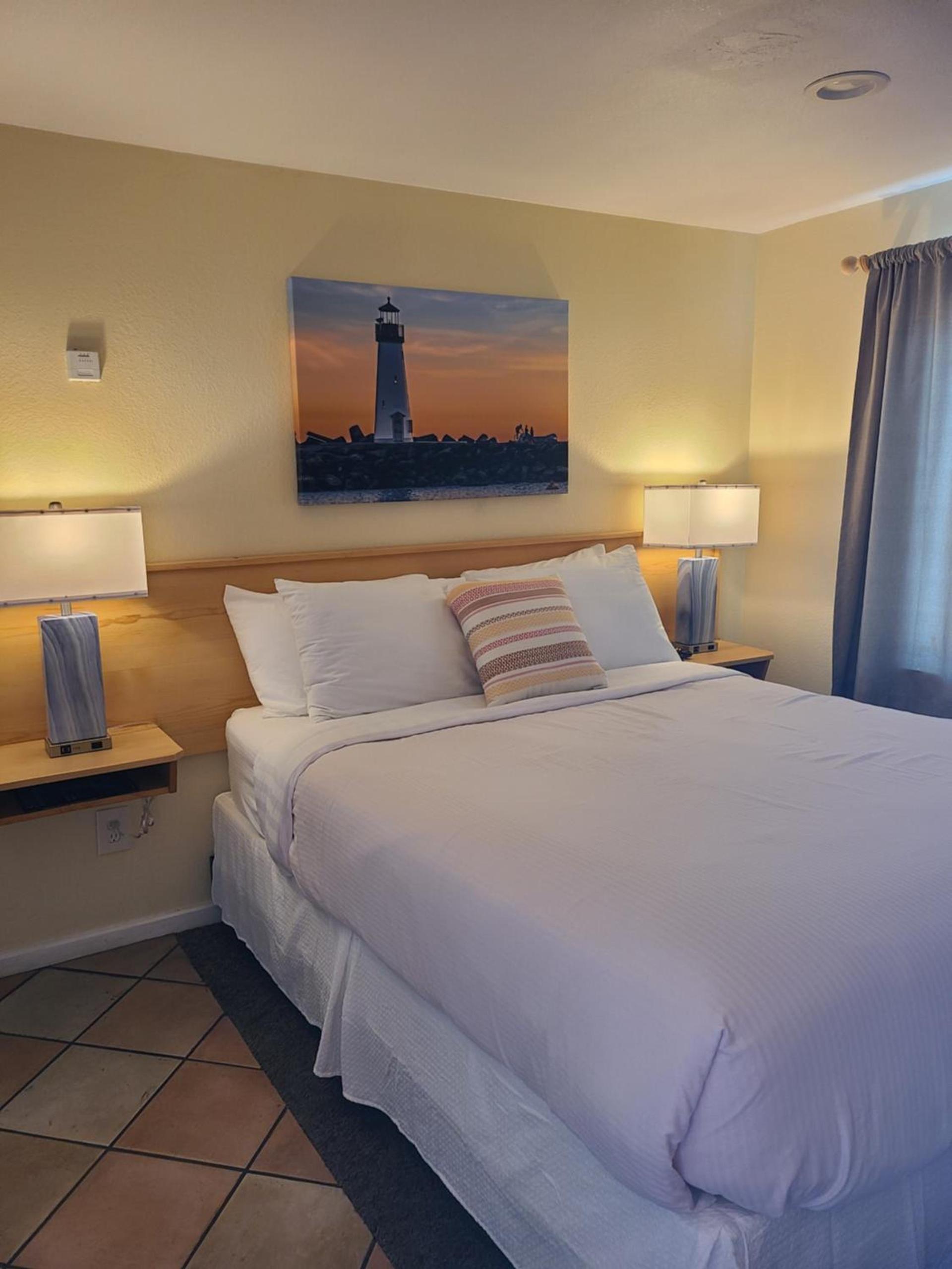 Sunny Cove Motel photo 8