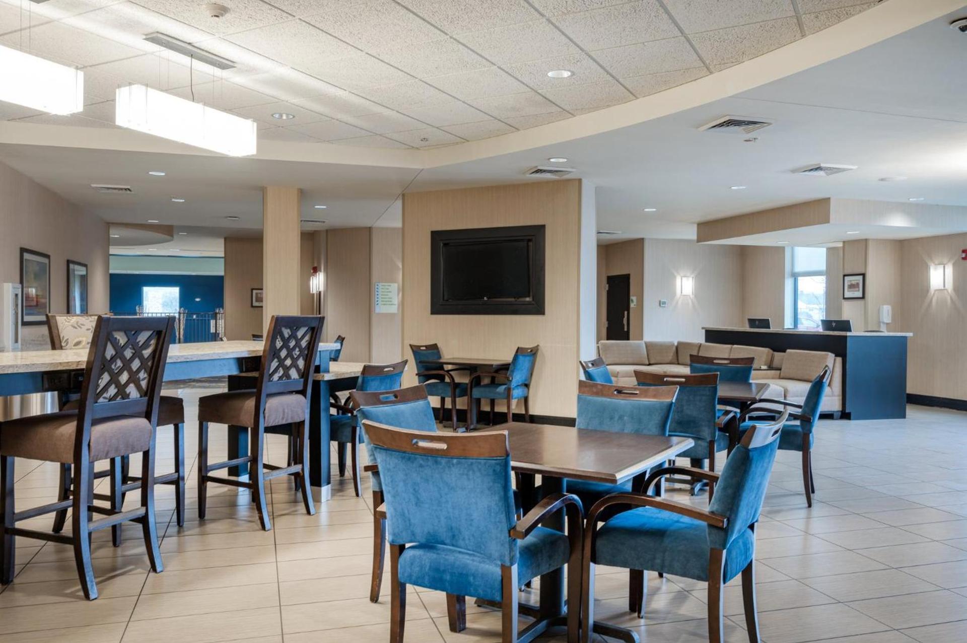 Holiday Inn - Terre Haute by IHG photo 20