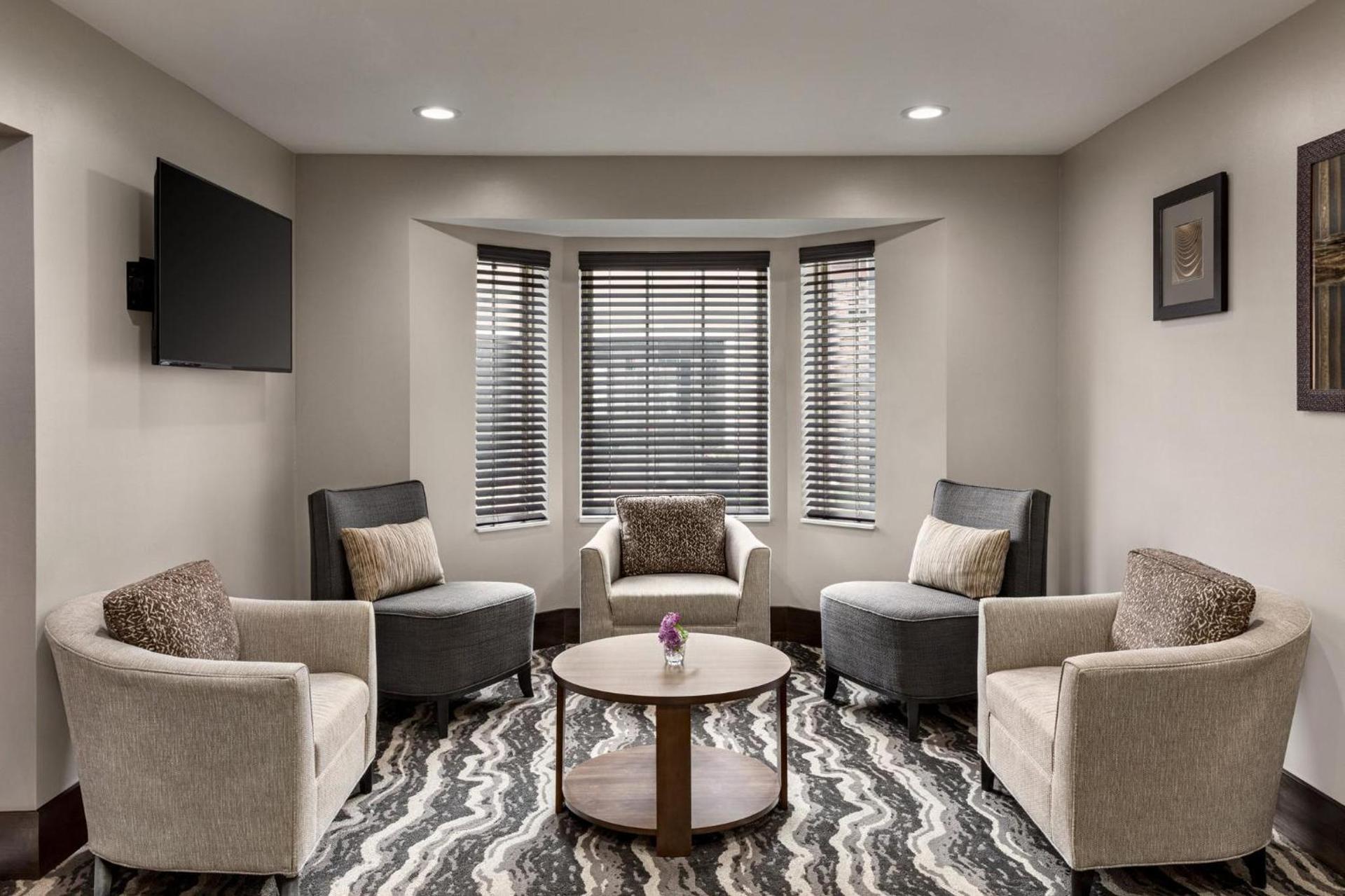 Staybridge Suites Fort Wayne by IHG photo 10