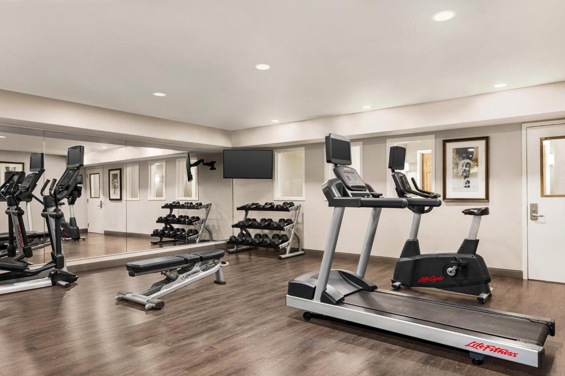 Staybridge Suites Fort Wayne by IHG photo 20