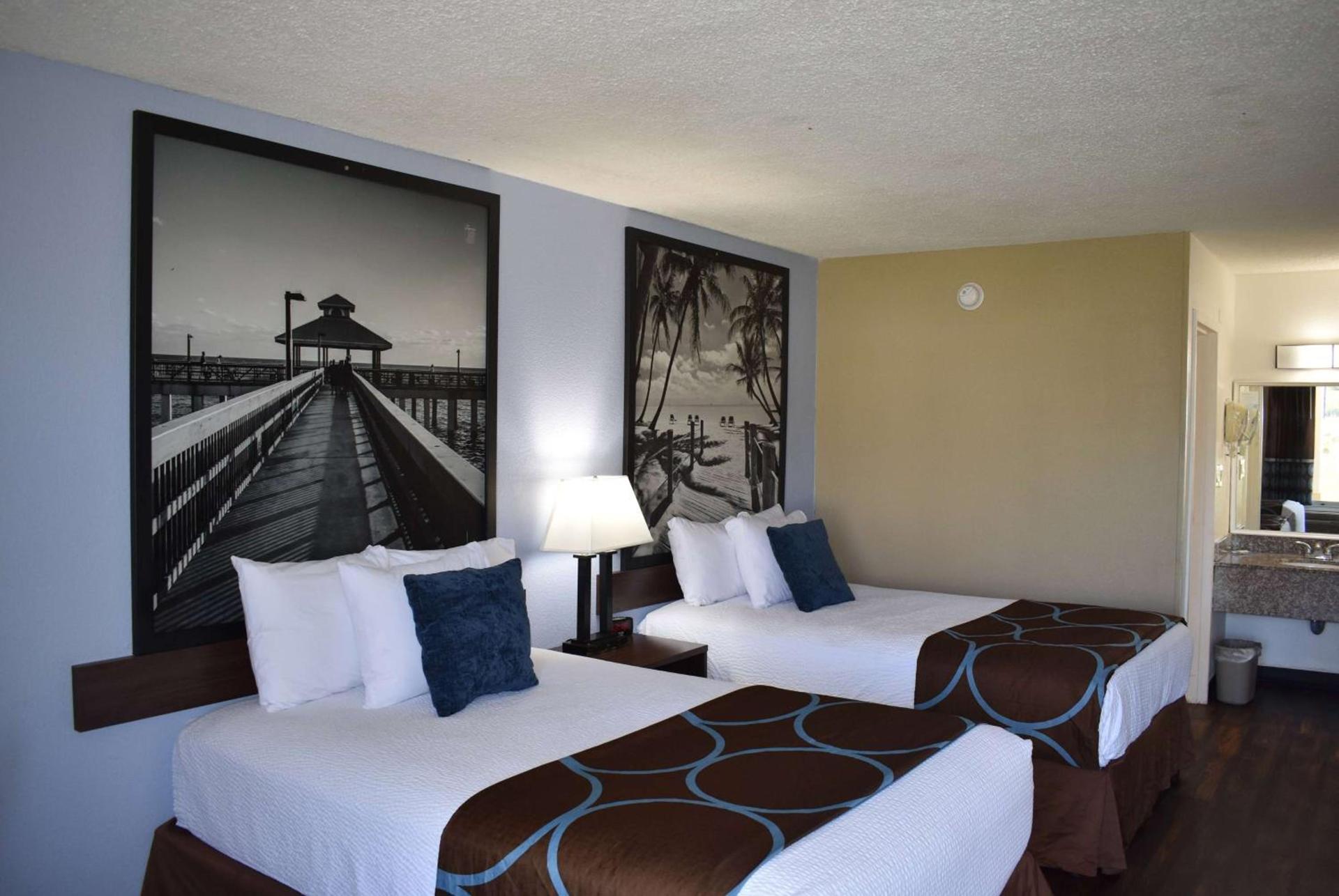 Super 8 by Wyndham Ocala I-75 photo 29