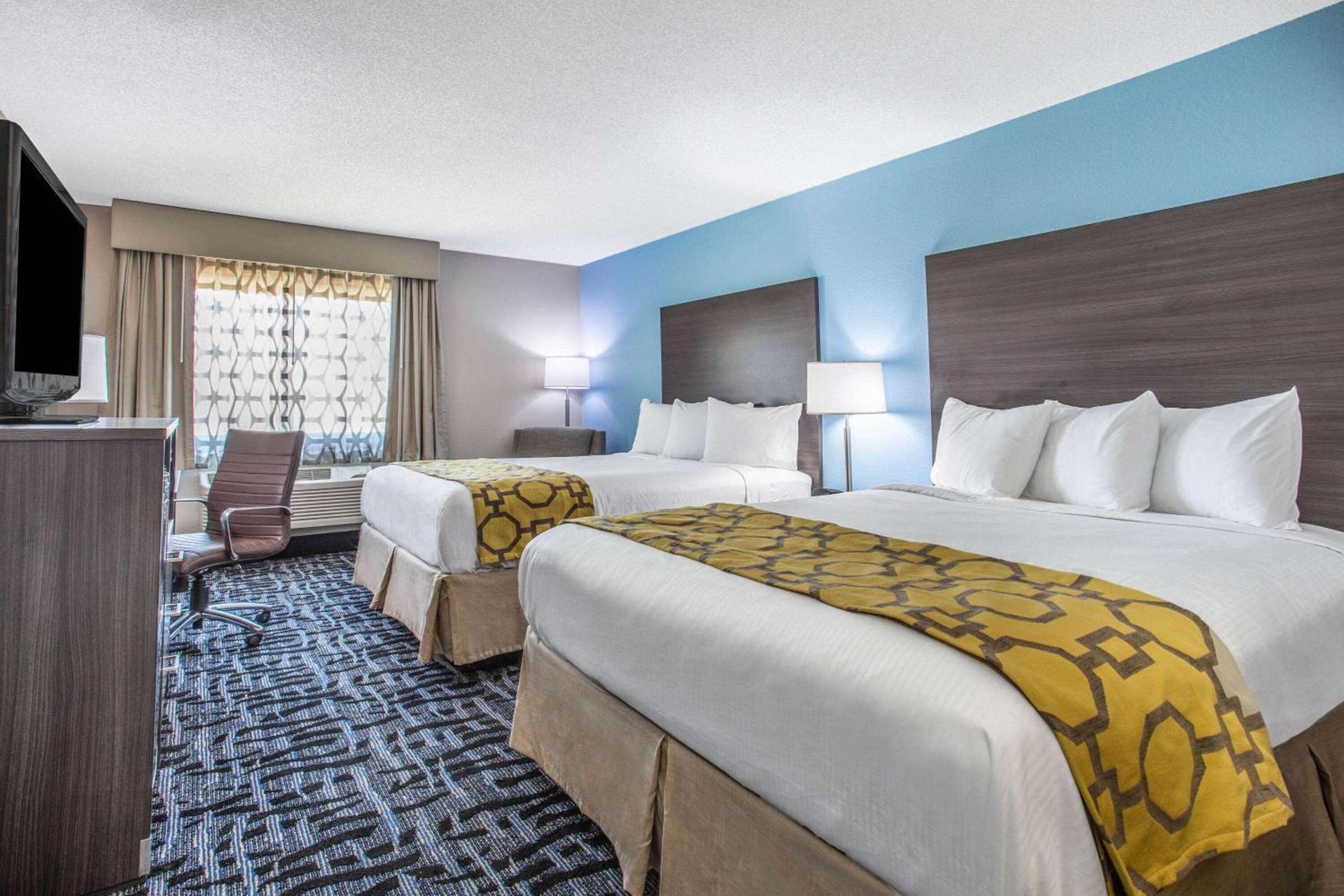 Baymont by Wyndham Joliet photo 13