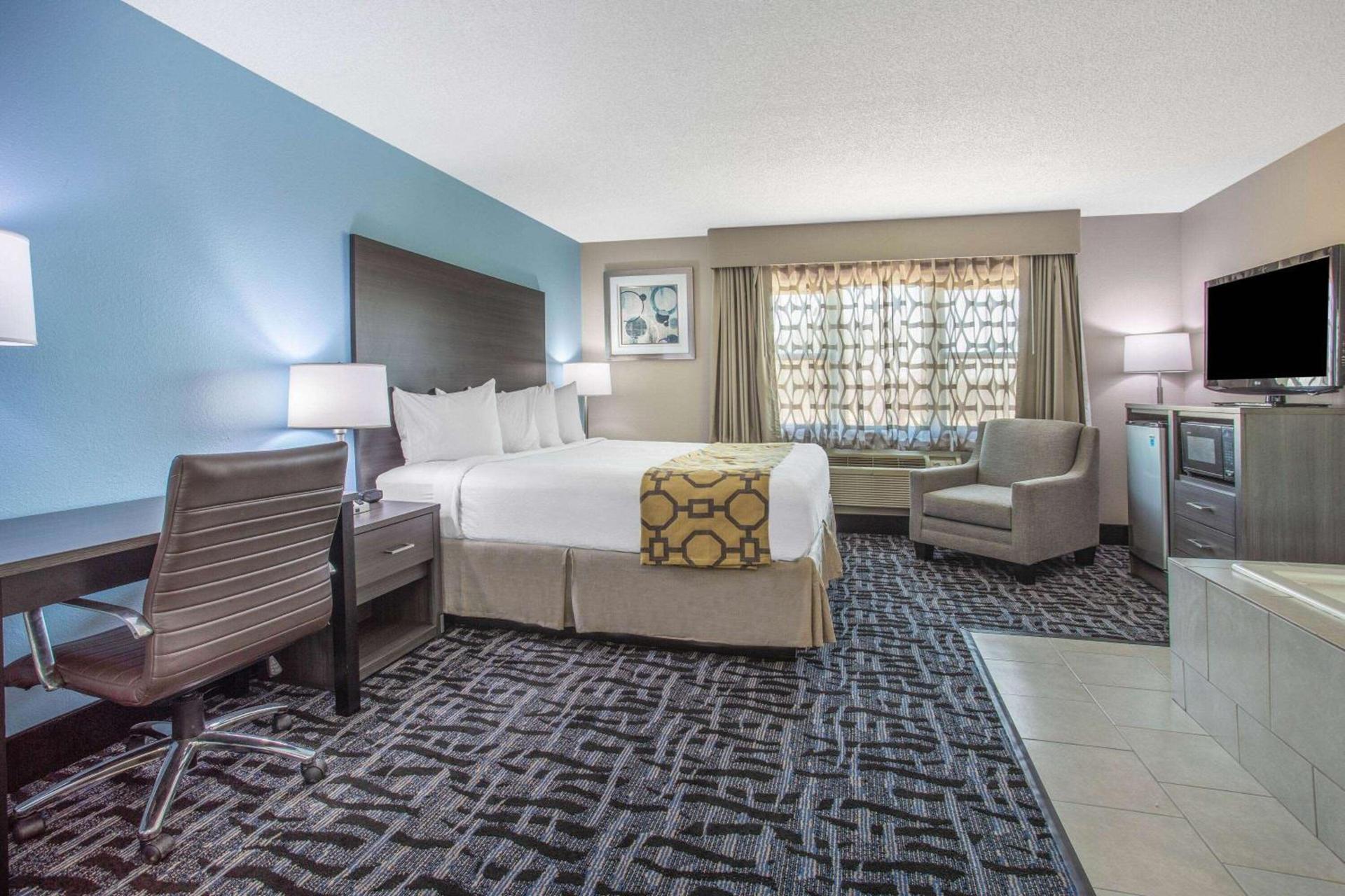 Baymont by Wyndham Joliet photo 20