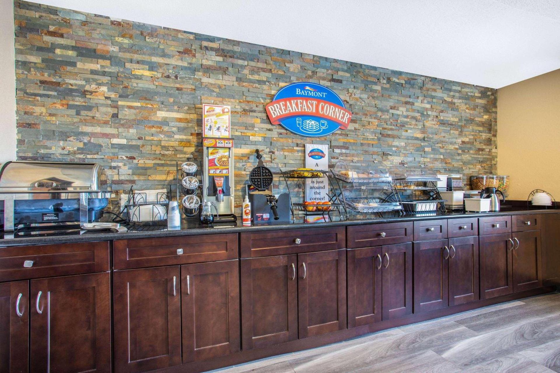 Baymont by Wyndham Joliet photo 26