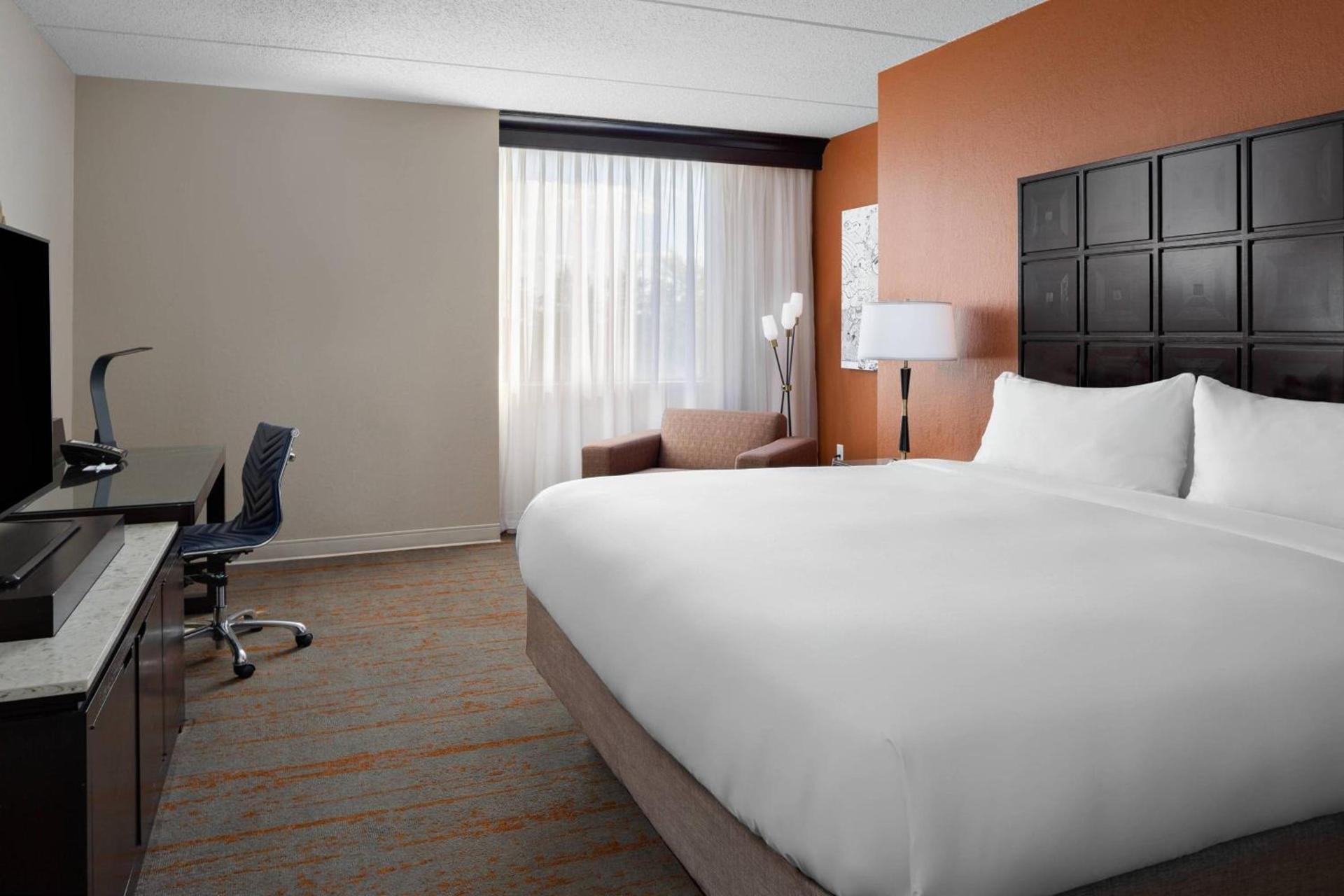 Renaissance Indianapolis North Hotel photo 26