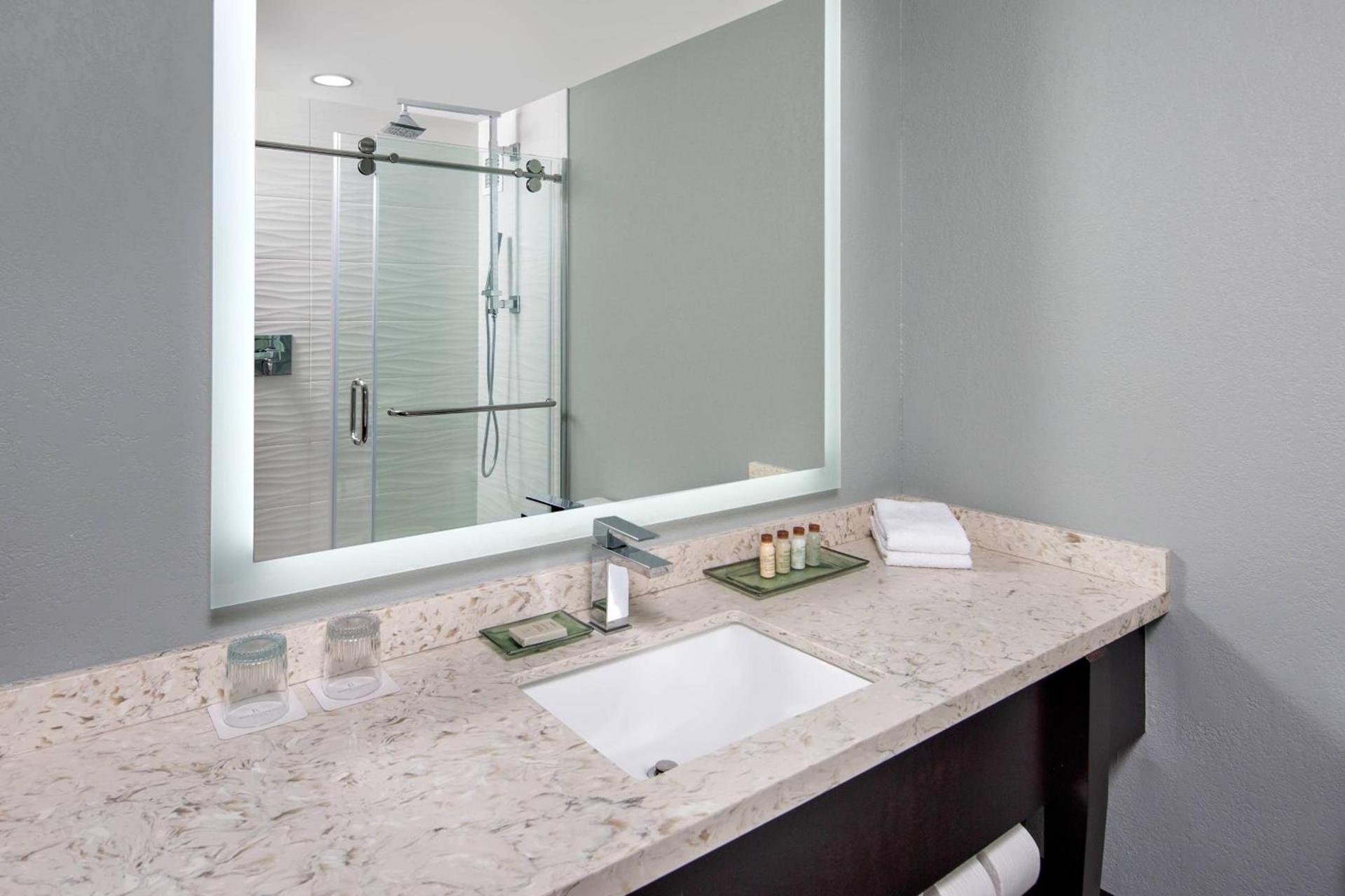 Renaissance Indianapolis North Hotel photo 33