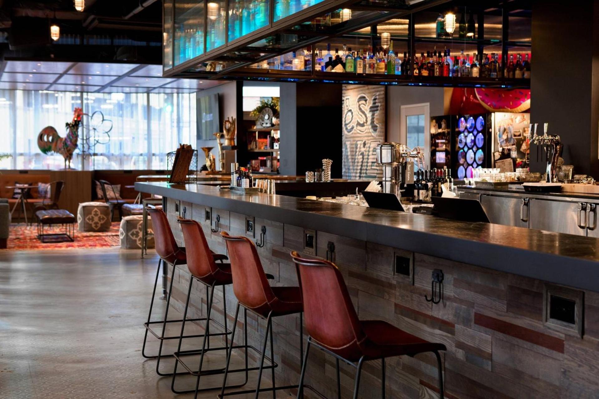 MOXY New Orleans Downtown/French Quarter Area photo 35