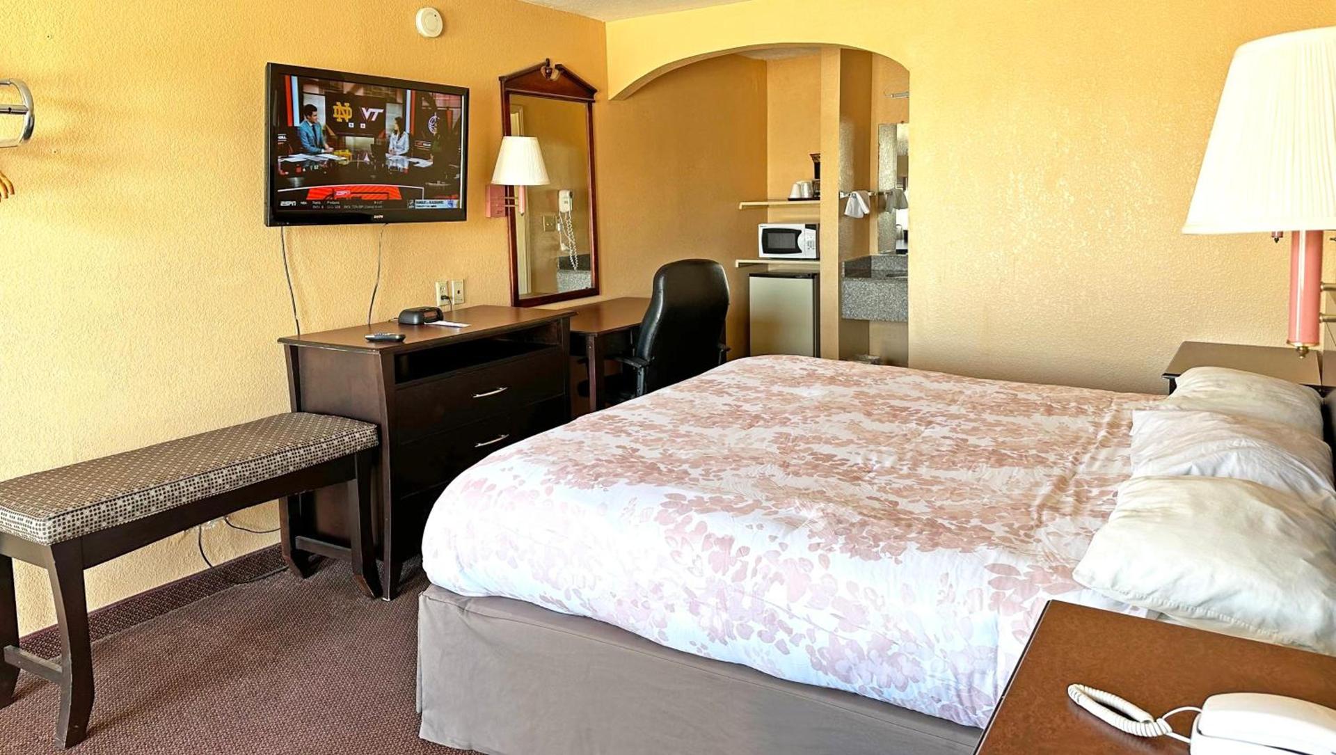 Apollo Lodge and RV Park photo 12