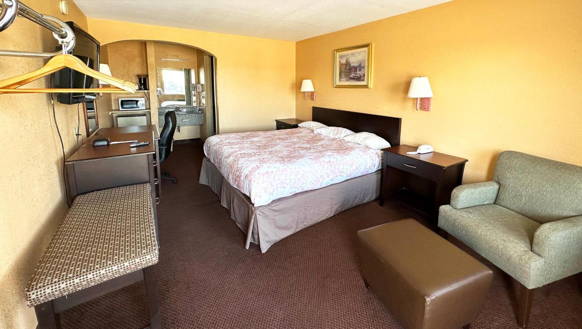 Apollo Lodge and RV Park photo 10