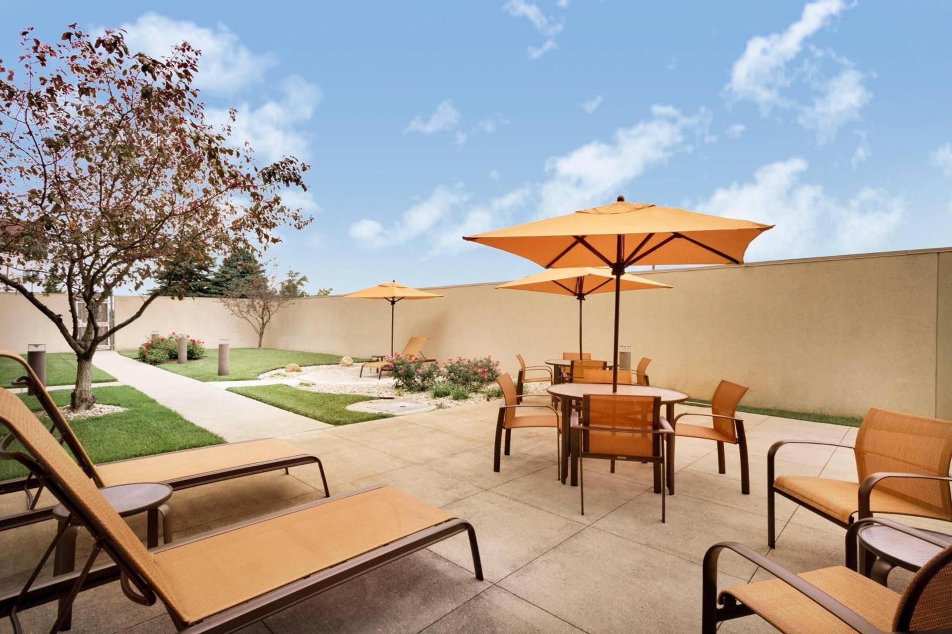 Courtyard by Marriott Dayton Beavercreek photo 38